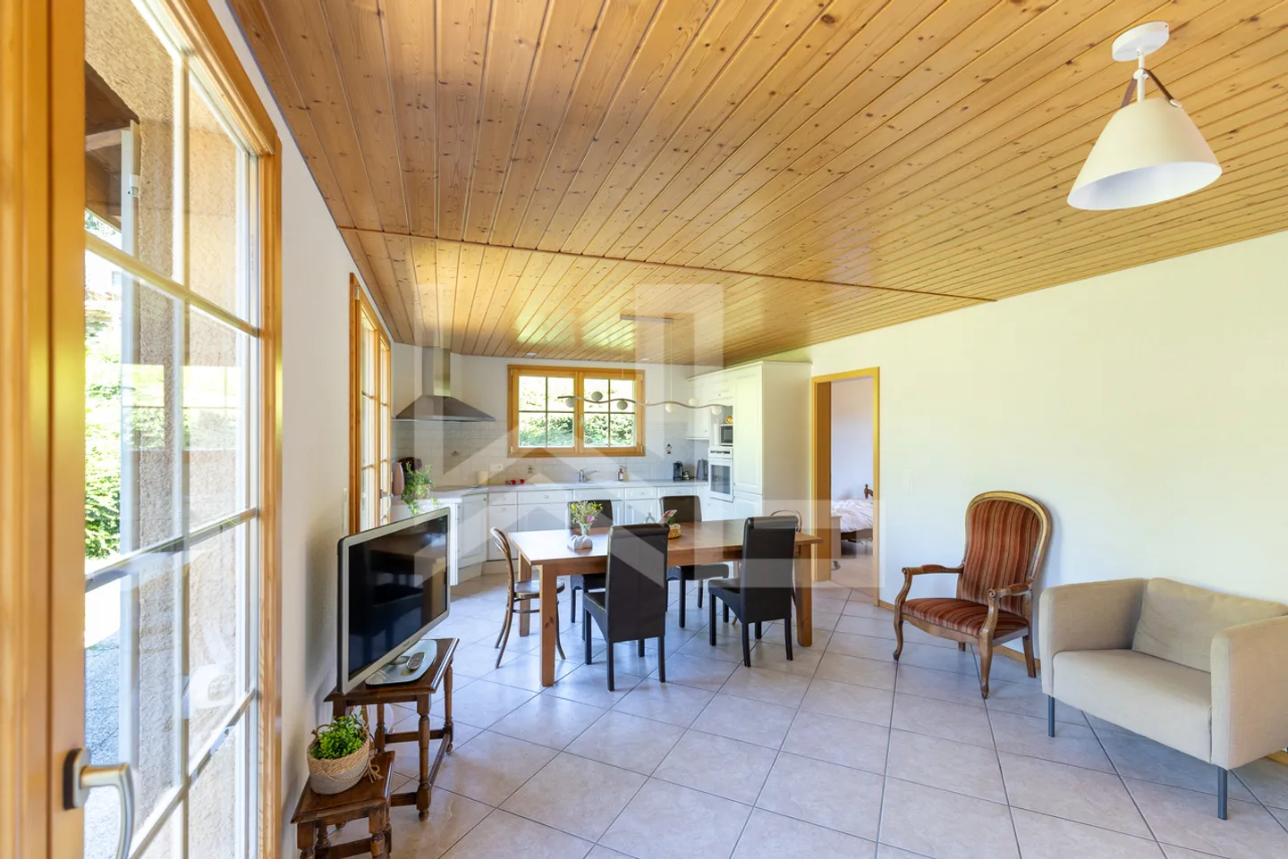 Villa affascinante vicino al centro città con appartamento indipendente - Foto 11 di 18
