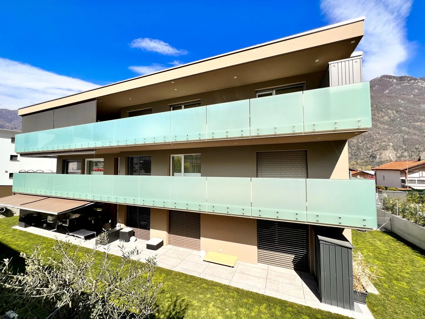 Appartamenti moderni ad Arbedo - Foto 2 di 10