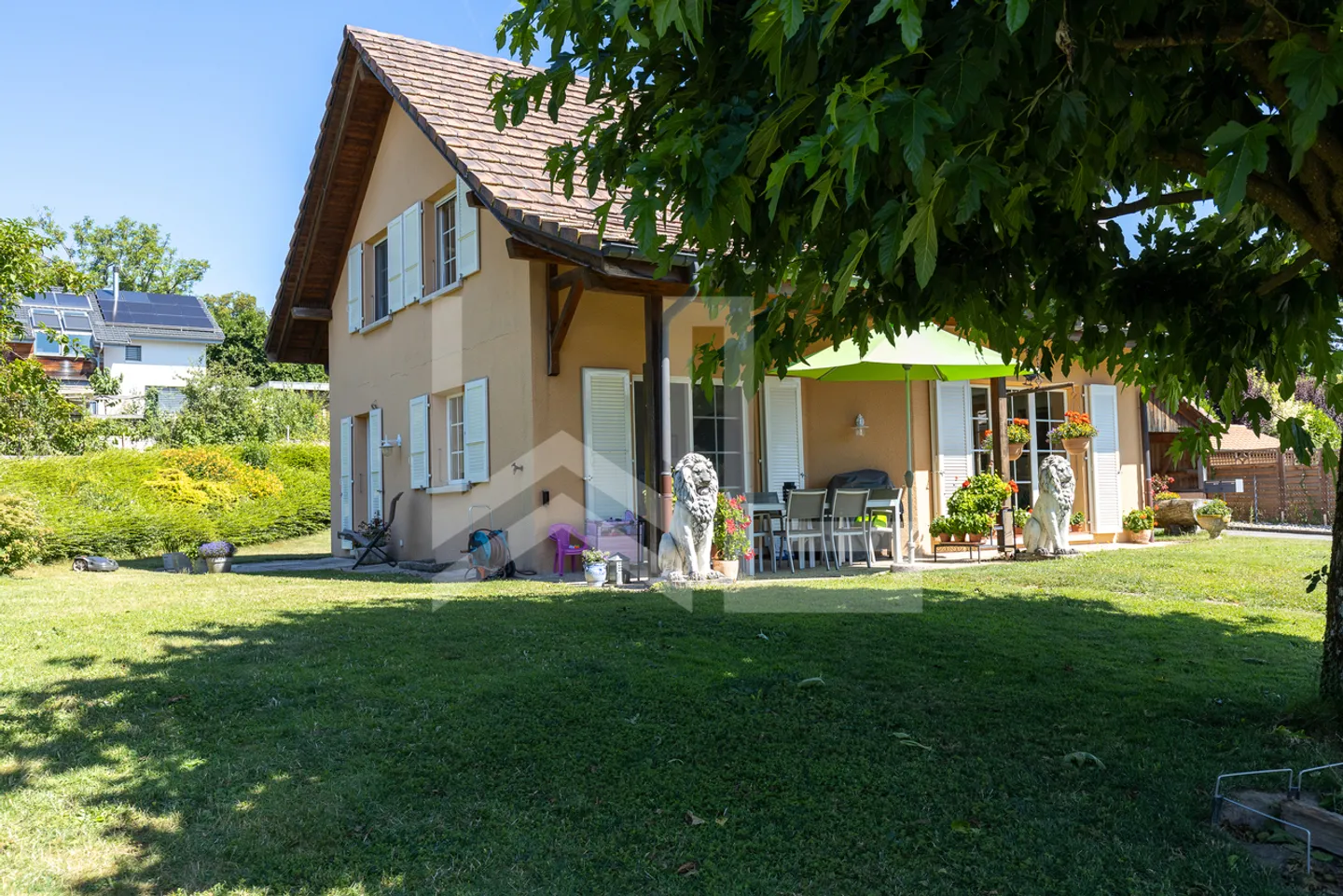 Villa affascinante vicino al centro città con appartamento indipendente - Foto 17 di 18