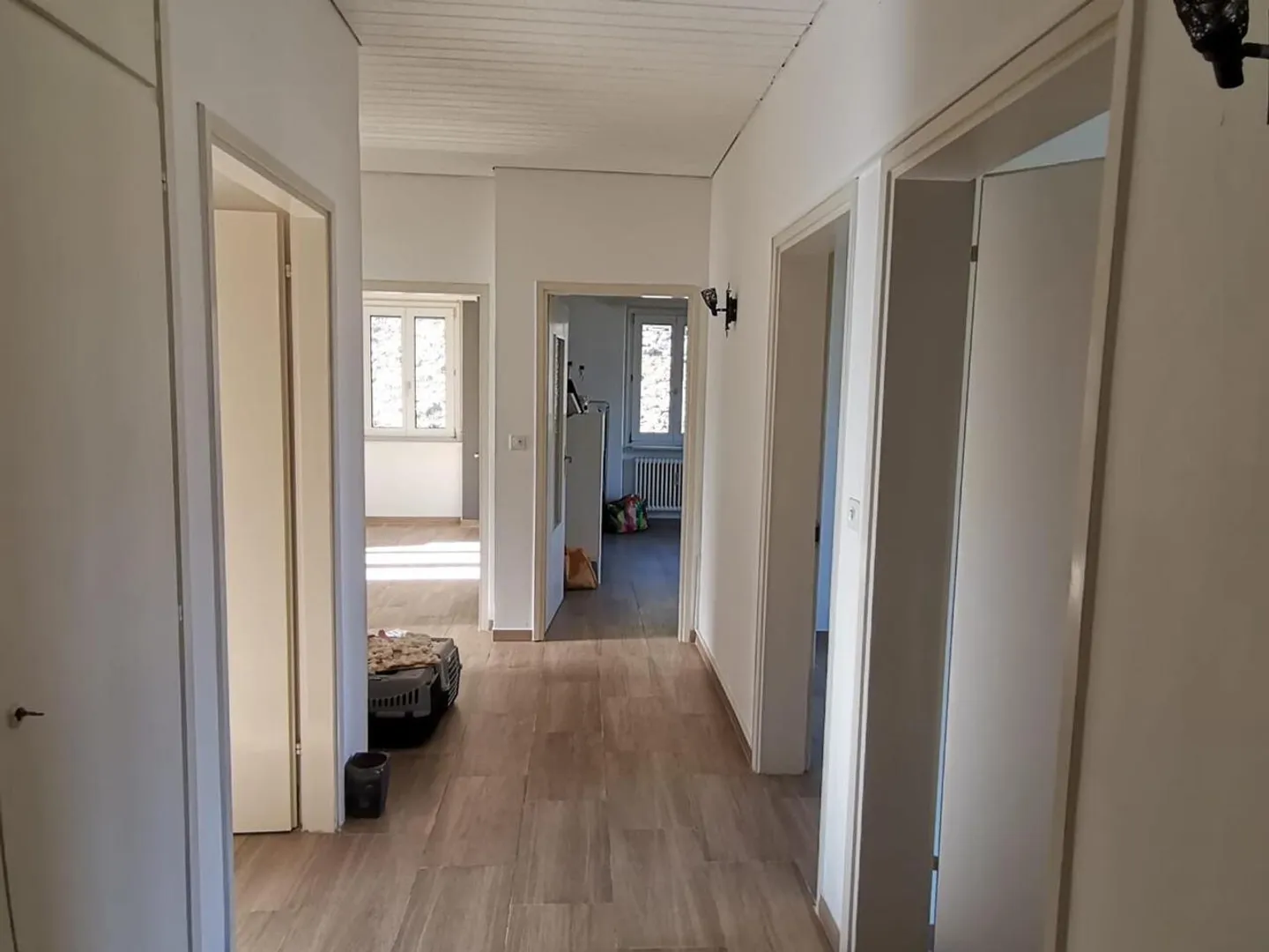 4 1/2-Zimmer-Wohnung mit 2 Garagen - Foto 2 von 13