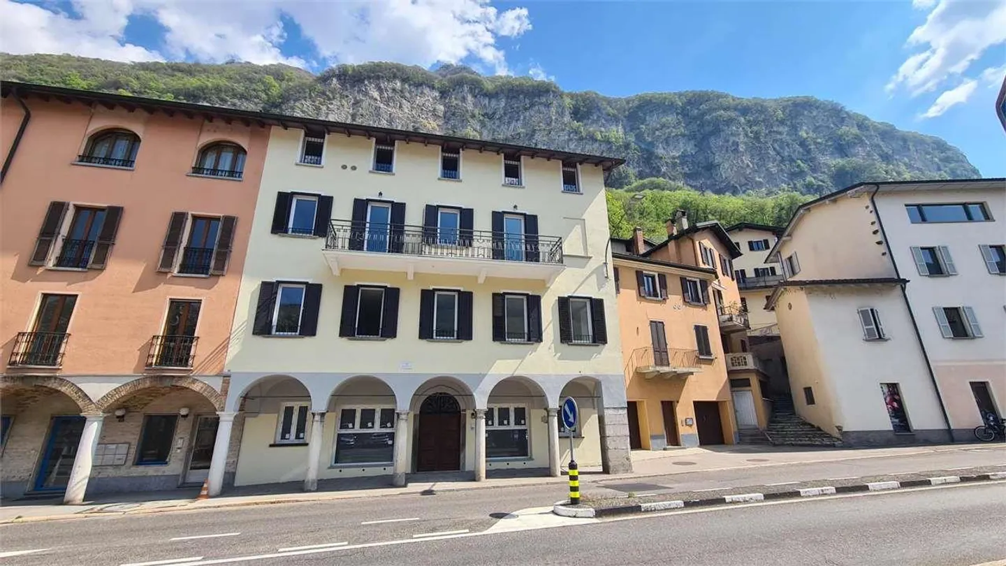 MENDRISIO CAPOLAGO: 3.5 PIÈCES. VUE LAC - secondaire - Photo 7 sur 9