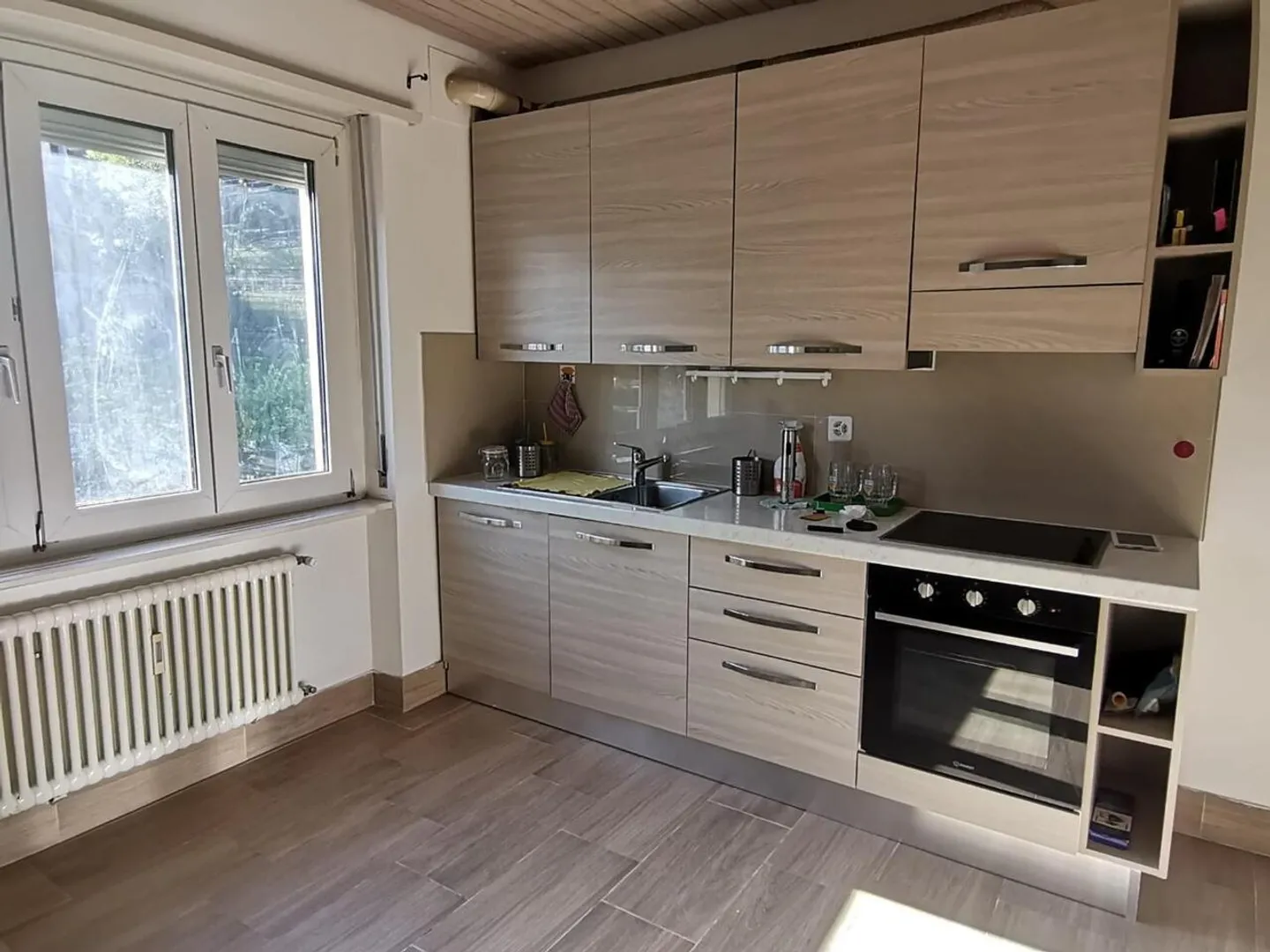 4 1/2-Zimmer-Wohnung mit 2 Garagen - Foto 5 von 13