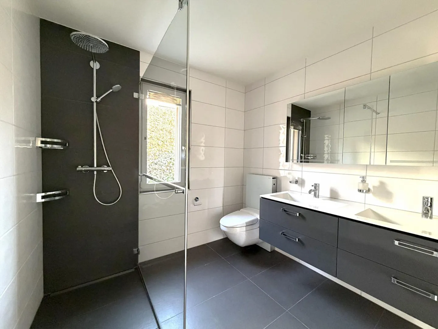 VISTA PANORAMICA - TRANQUILLA - SOLEGGIATA - ATTRATTIVA - Foto 11 di 14