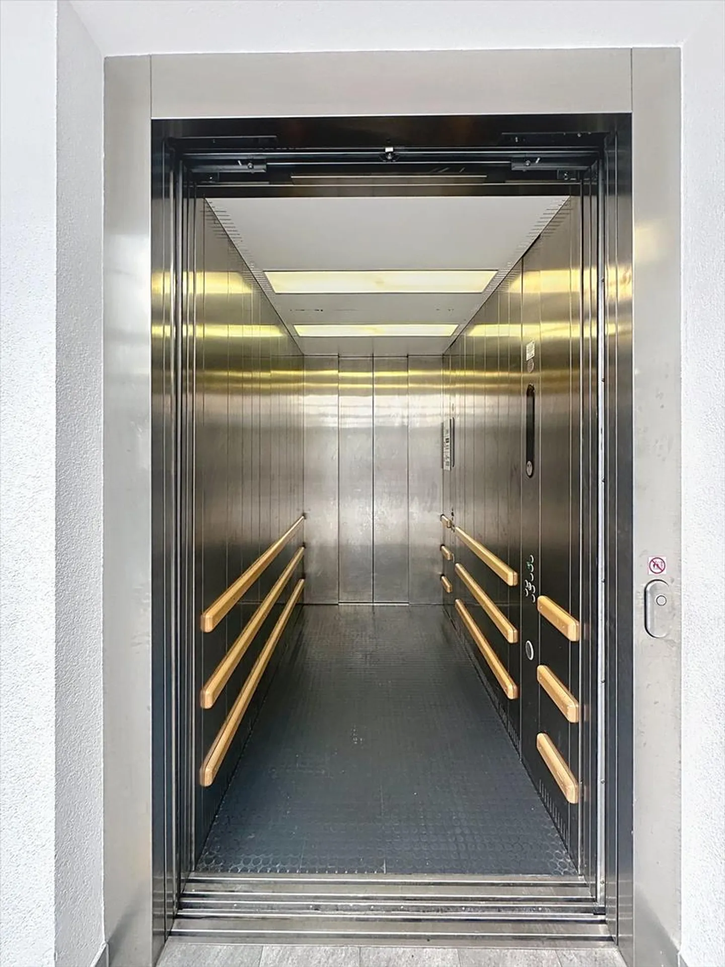 Espaces commerciaux bruts - modulables - Photo 5 sur 6