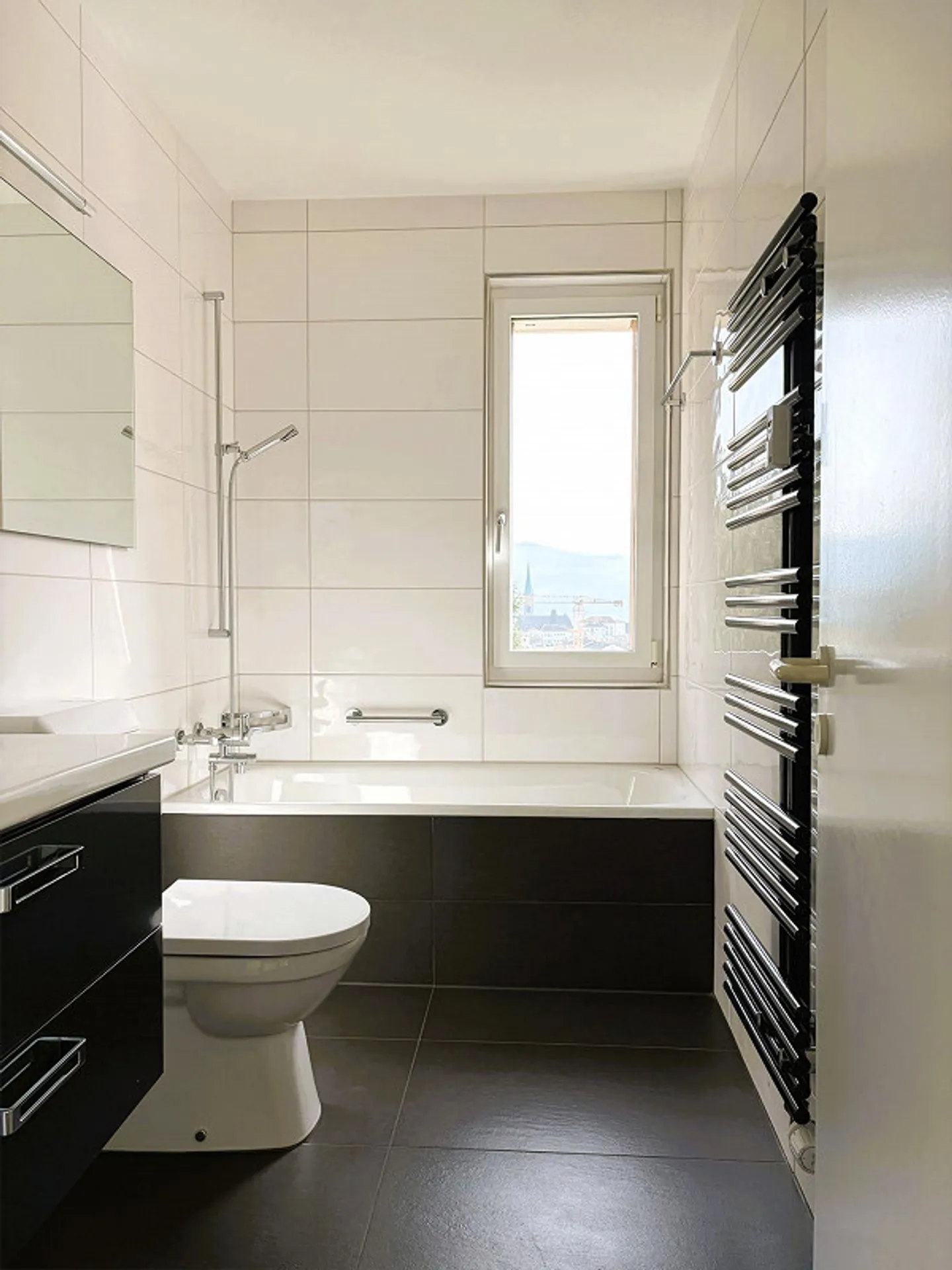 VISTA PANORAMICA - TRANQUILLA - SOLEGGIATA - ATTRATTIVA - Foto 12 di 14