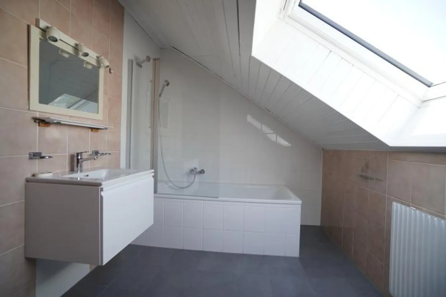 Villa Incantevole con Giardino - Foto 8 di 11