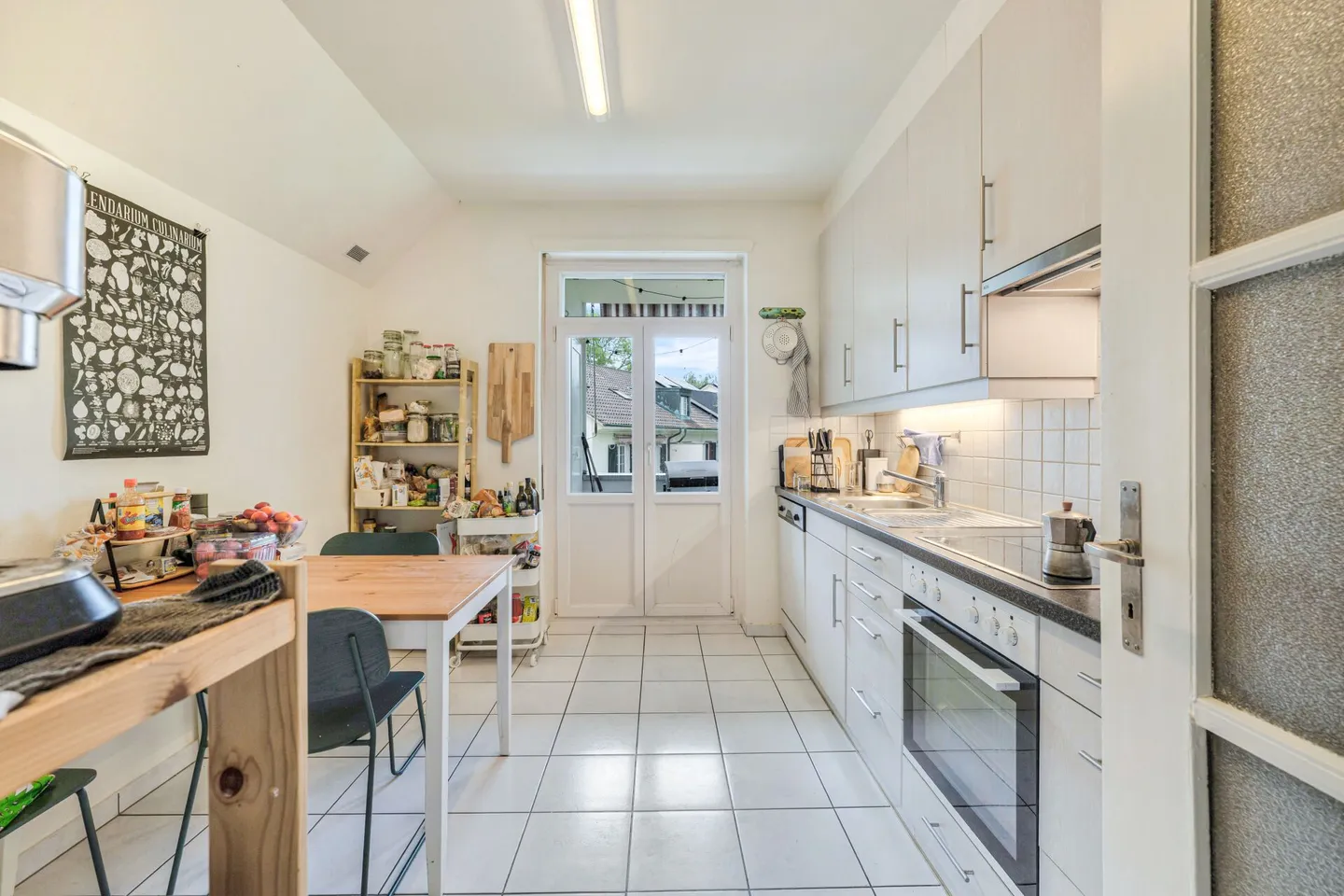 Multi-family house in a quiet location on the Basel Bruderholz - Photo 9 of 13
