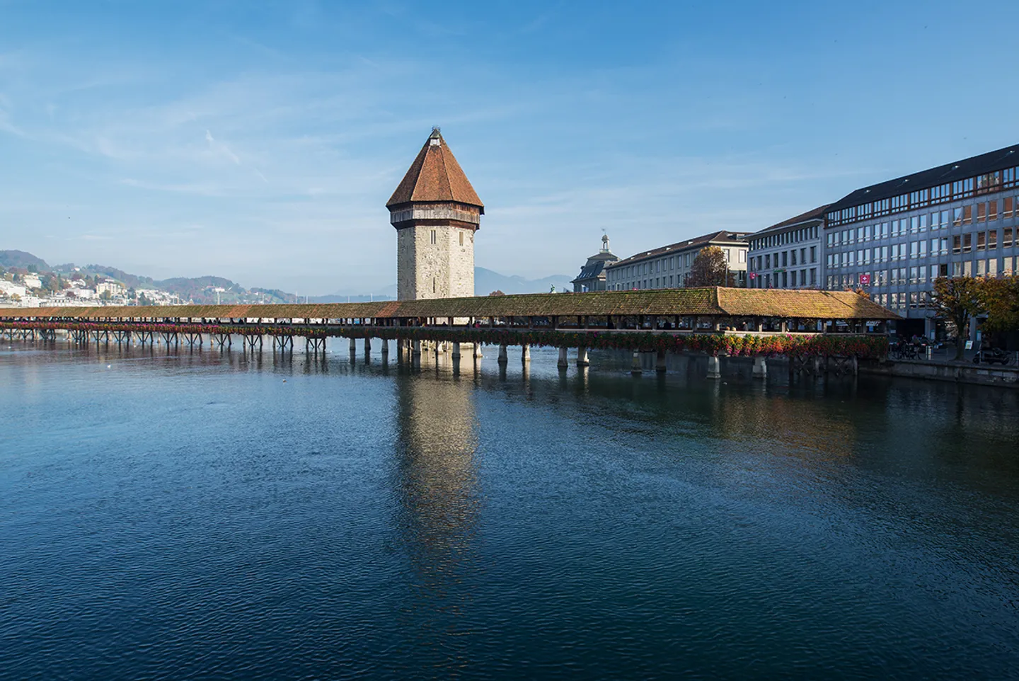 "Wohnen im Herzen von Luzern  mit direktem Blick auf die Kapellbrücke" - Foto 5 di 5