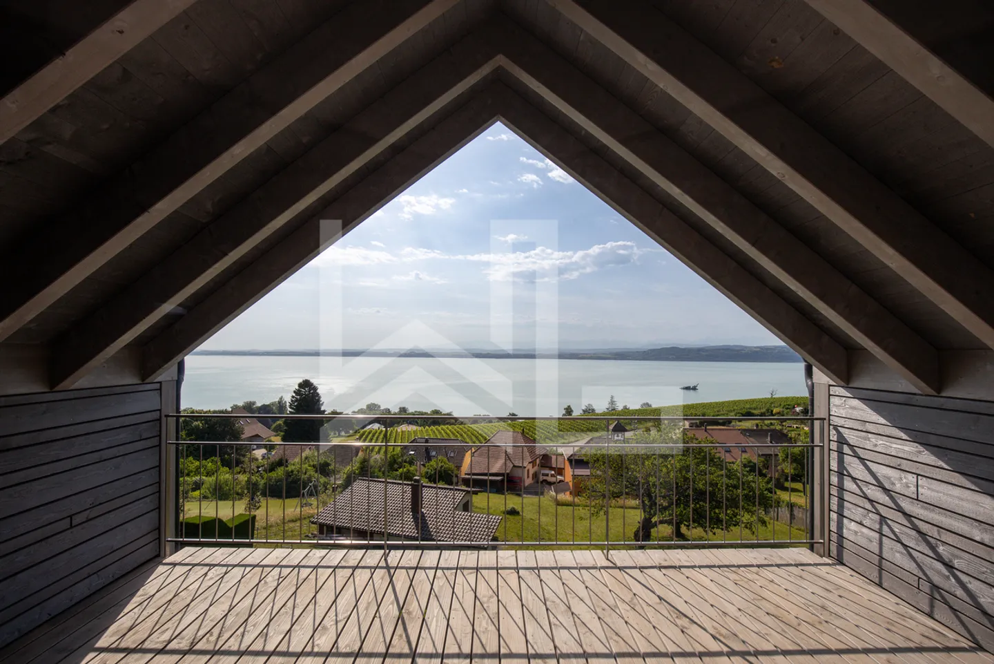 Schönes Anwesen mit außergewöhnlichem Blick auf den See und die Alpen - Foto 13 von 15