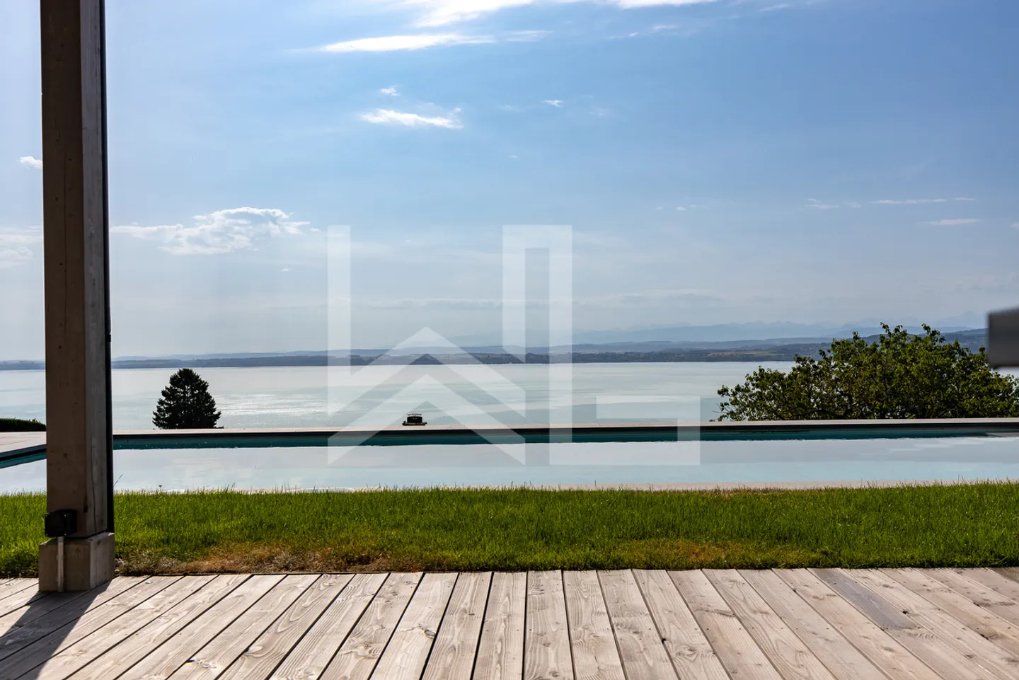 Schönes Anwesen mit außergewöhnlichem Blick auf den See und die Alpen - Foto 14 von 15