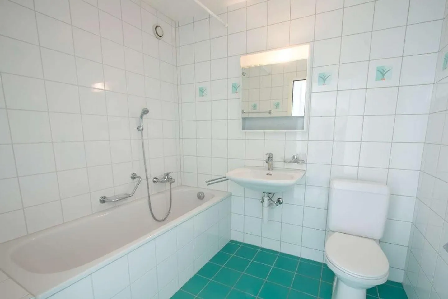 Luminoso appartamento di 3,5 stanze con grande terrazza - Foto 5 di 7