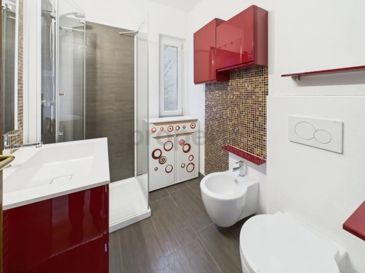 Appartement Élégant avec Vue sur le Lac - Photo 10 sur 13