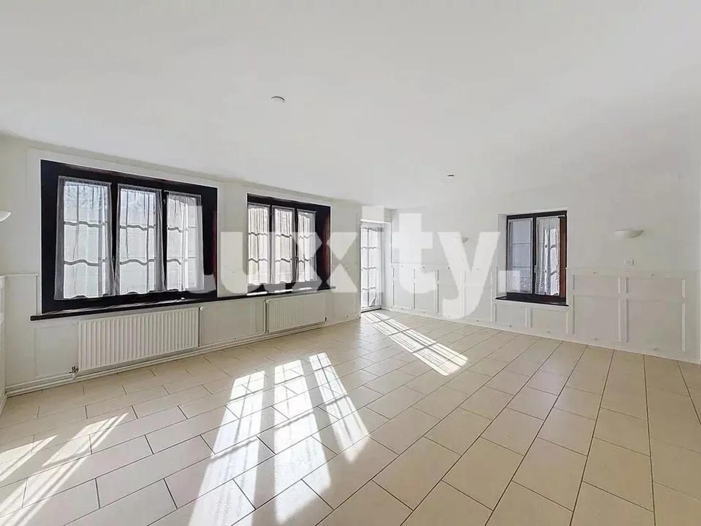 Charmant appartement 4.5 pièces - Photo 2 sur 5