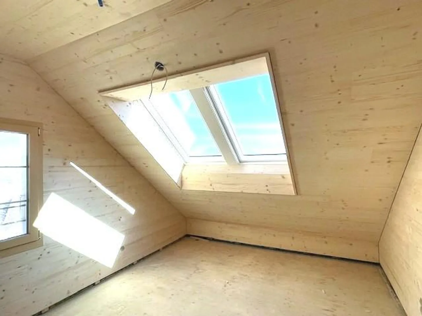 Noble Jewel - new penthouse apartment, with garden on request - Photo 5 of 13