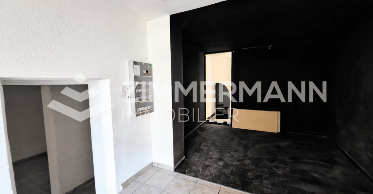 Spazio commerciale di circa 45 m² a Bex - Foto 3 di 6