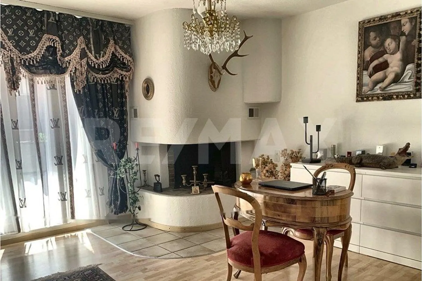 Spaziosa e affascinante casa unifamiliare di 6,5 stanze - Foto 4 di 8