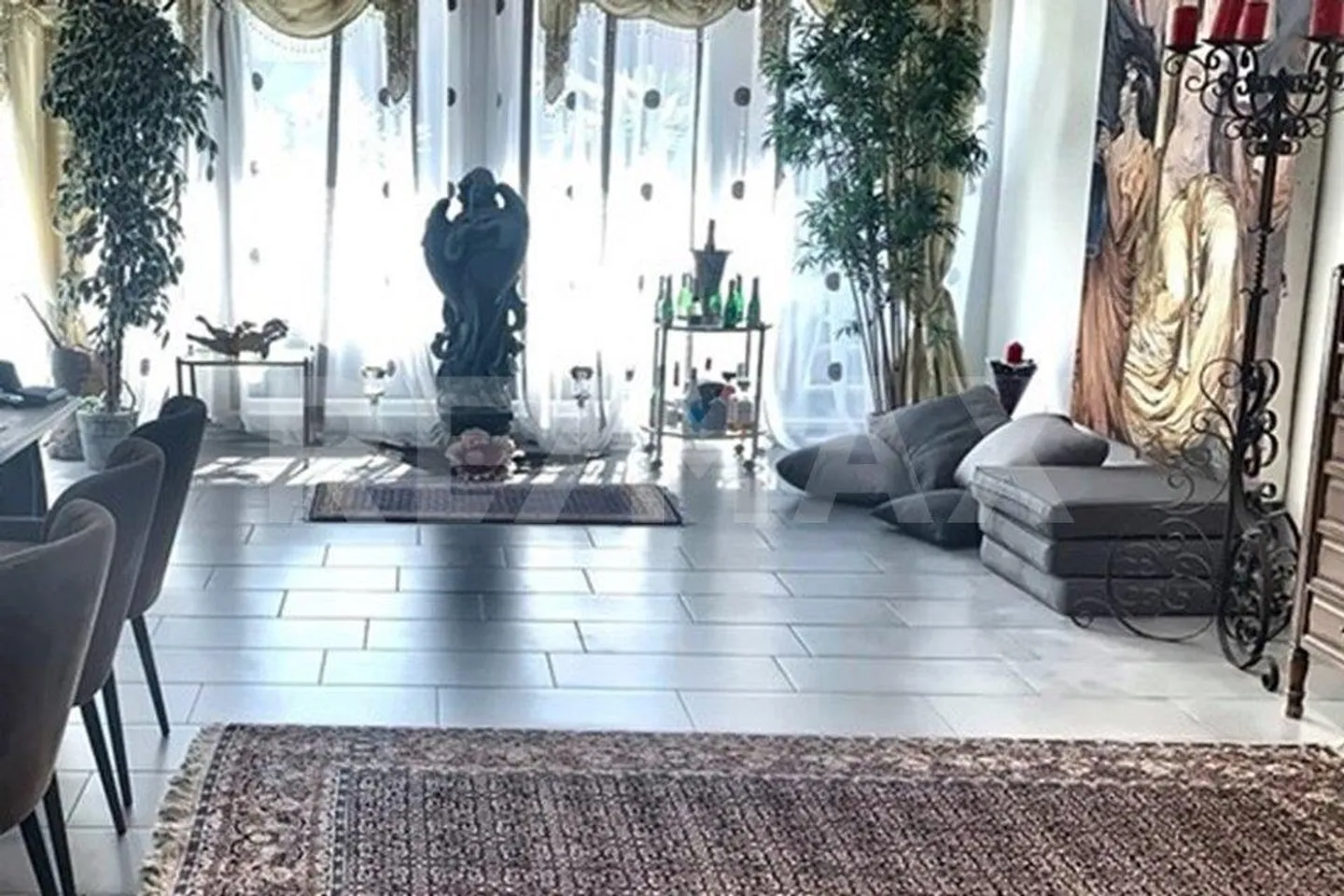 Spaziosa e affascinante casa unifamiliare di 6,5 stanze - Foto 5 di 8