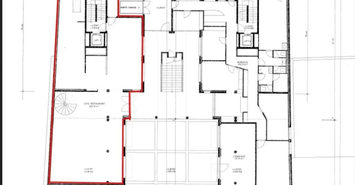 Spazio commerciale attrezzato come ristorante - centro città - Foto 2 di 2