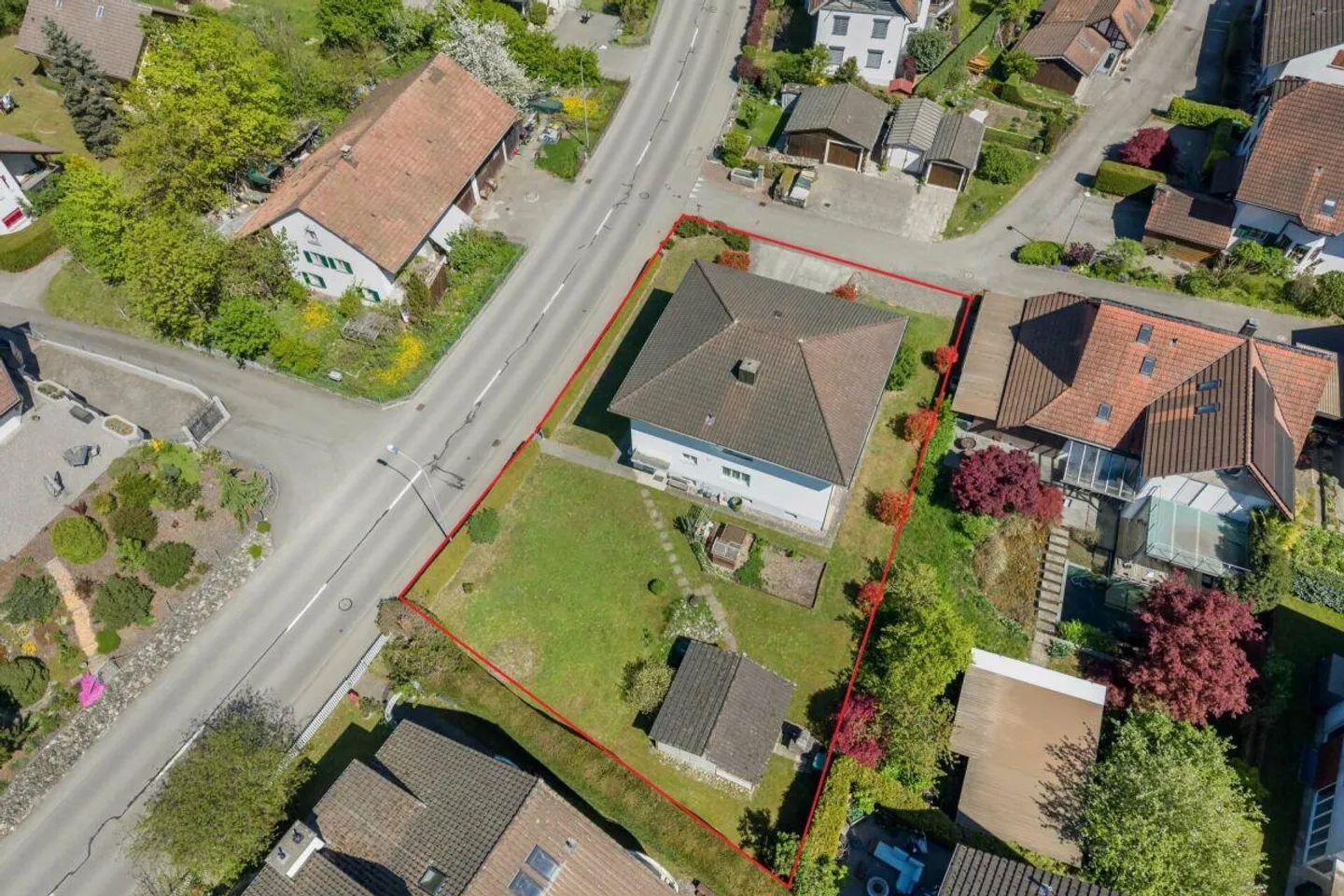 Attractive building land with a utilization coefficient of 0.65 in a central location! - Photo 1 of 3