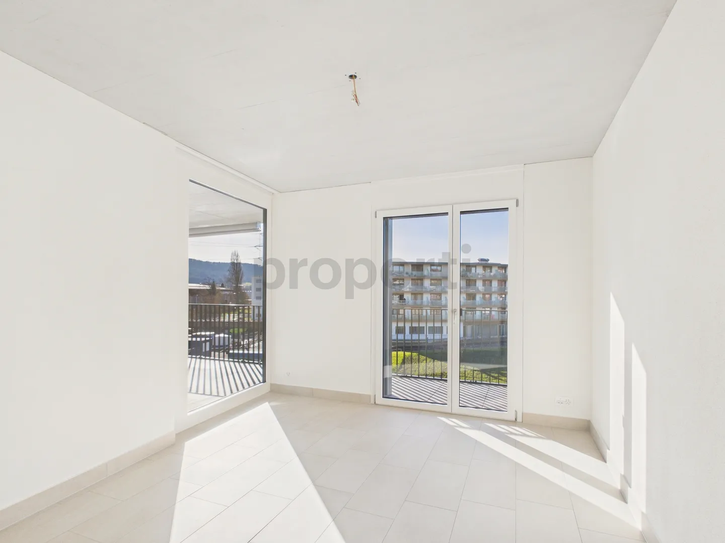 Modern Apartment with Garage - Photo 8 of 13