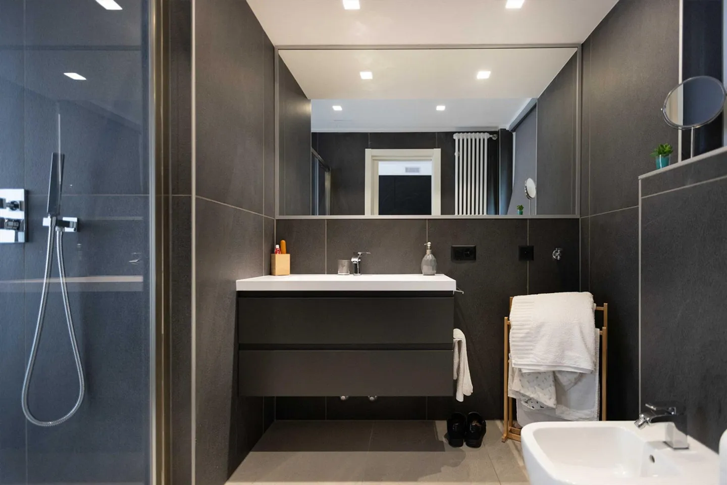 Appartamento elegante di 1,5 stanze come nuovo a Lugano Pregassona - Foto 8 di 10