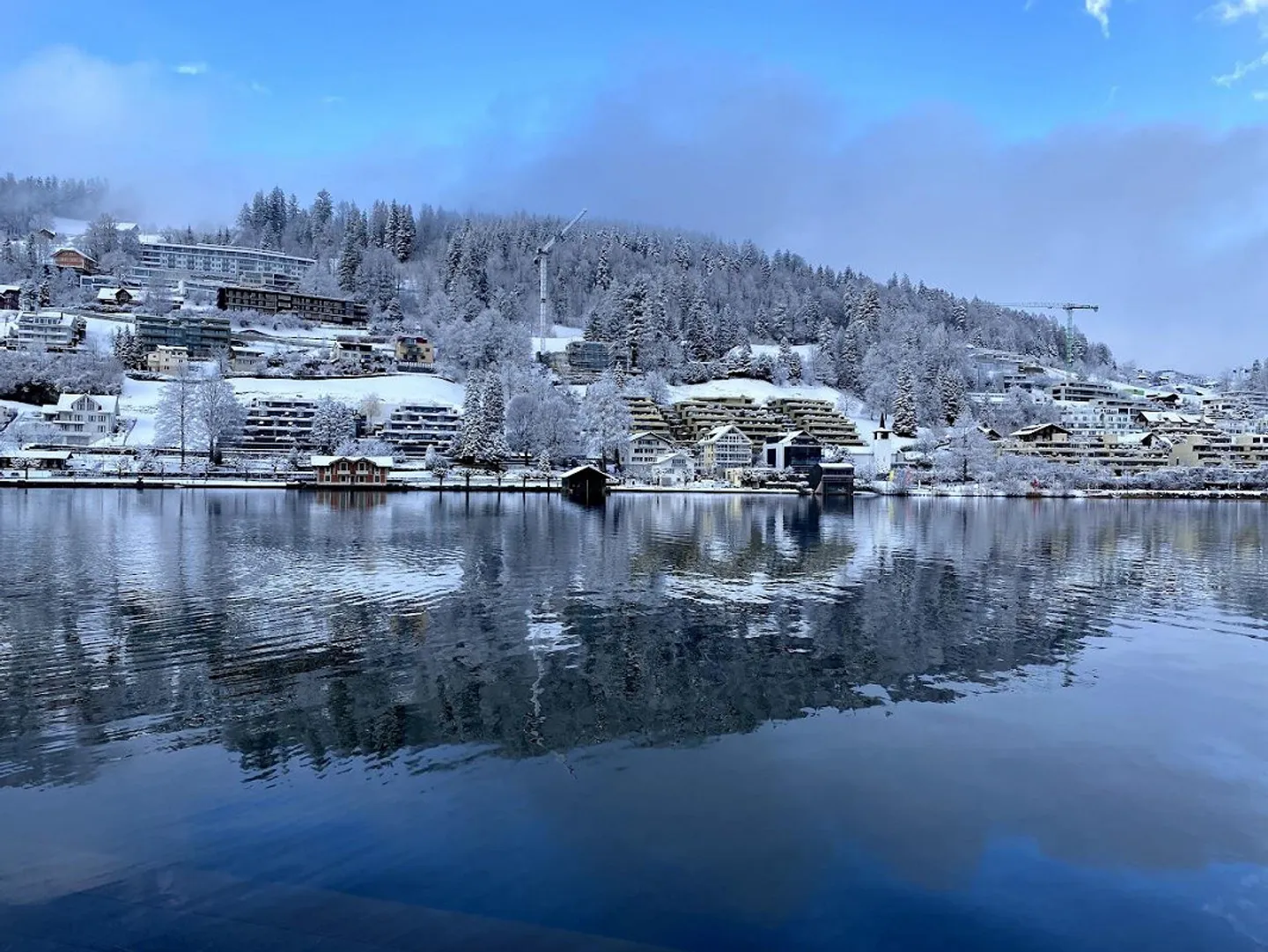 Möblierte 2,5-Zimmer-Wohnung mit Seeblick in Unterägeri - Foto 13 von 17