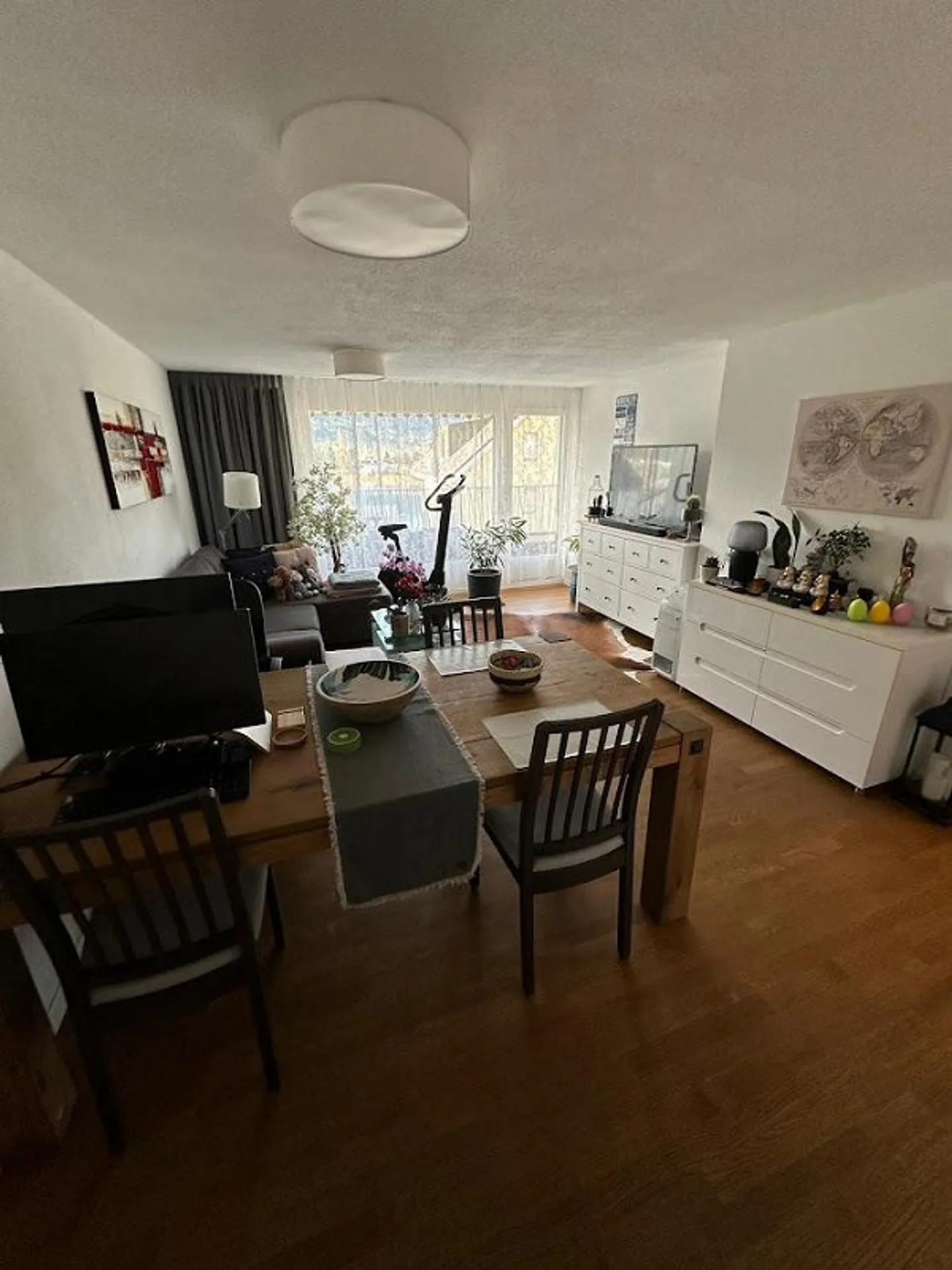 Möblierte 2,5-Zimmer-Wohnung mit Seeblick in Unterägeri - Foto 17 von 17