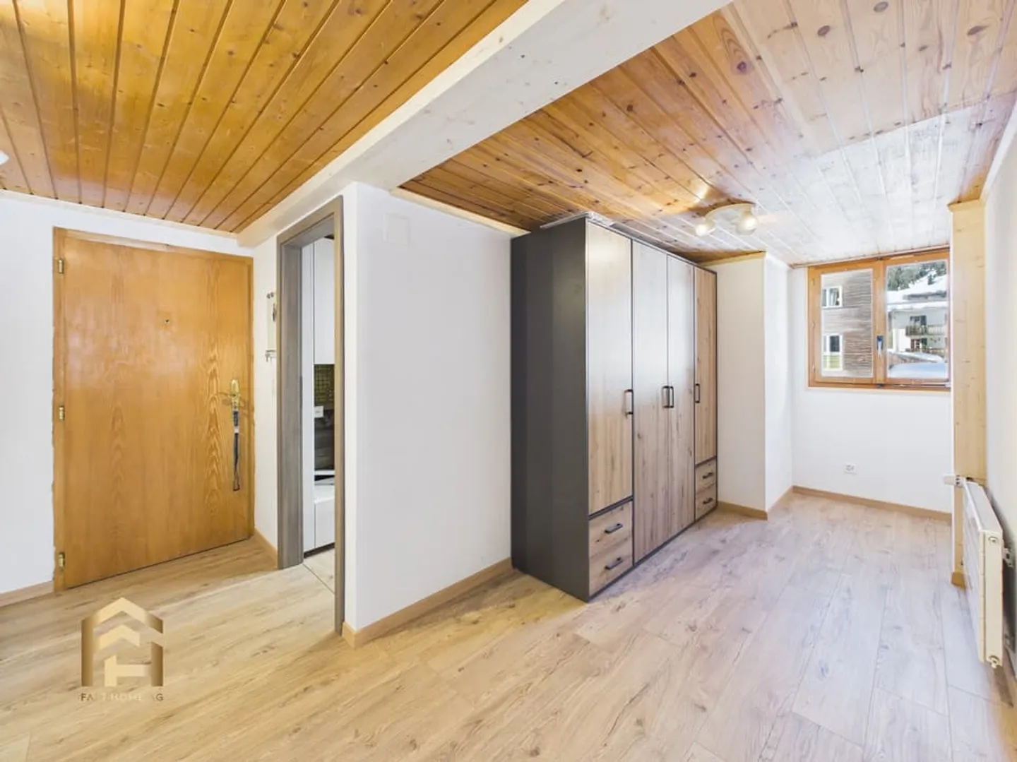 Appartamento 3.5 stanze appena ristrutturato a Oberwald con accesso diretto alle piste - Foto 7 di 13