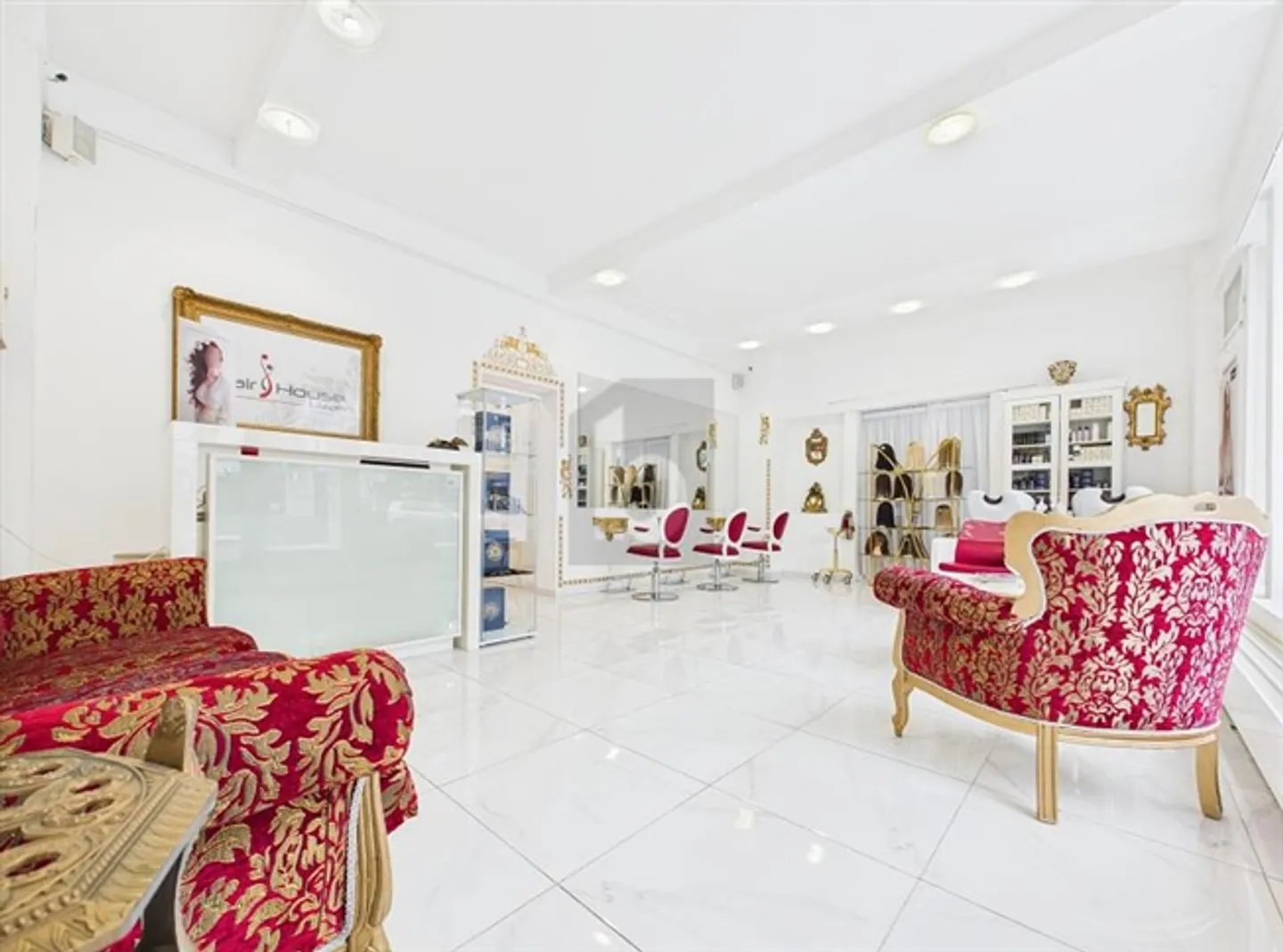 Renommierter Friseursalon im Stadtzentrum - Foto 1 von 6