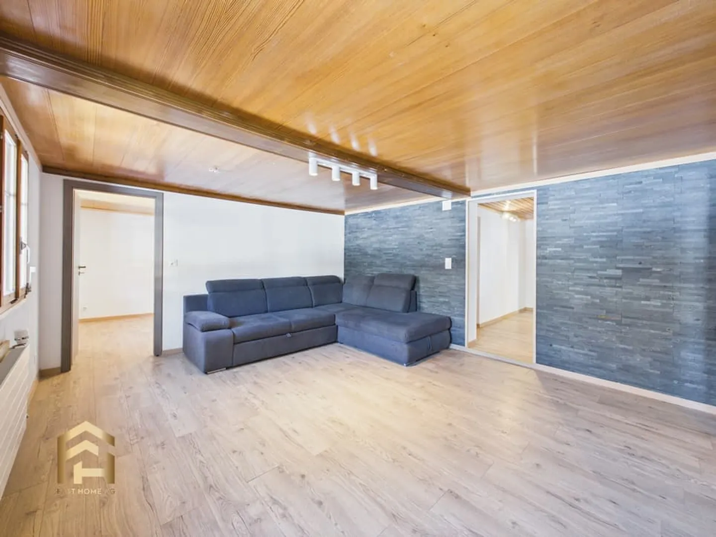 Appartamento 3.5 stanze appena ristrutturato a Oberwald con accesso diretto alle piste - Foto 4 di 13