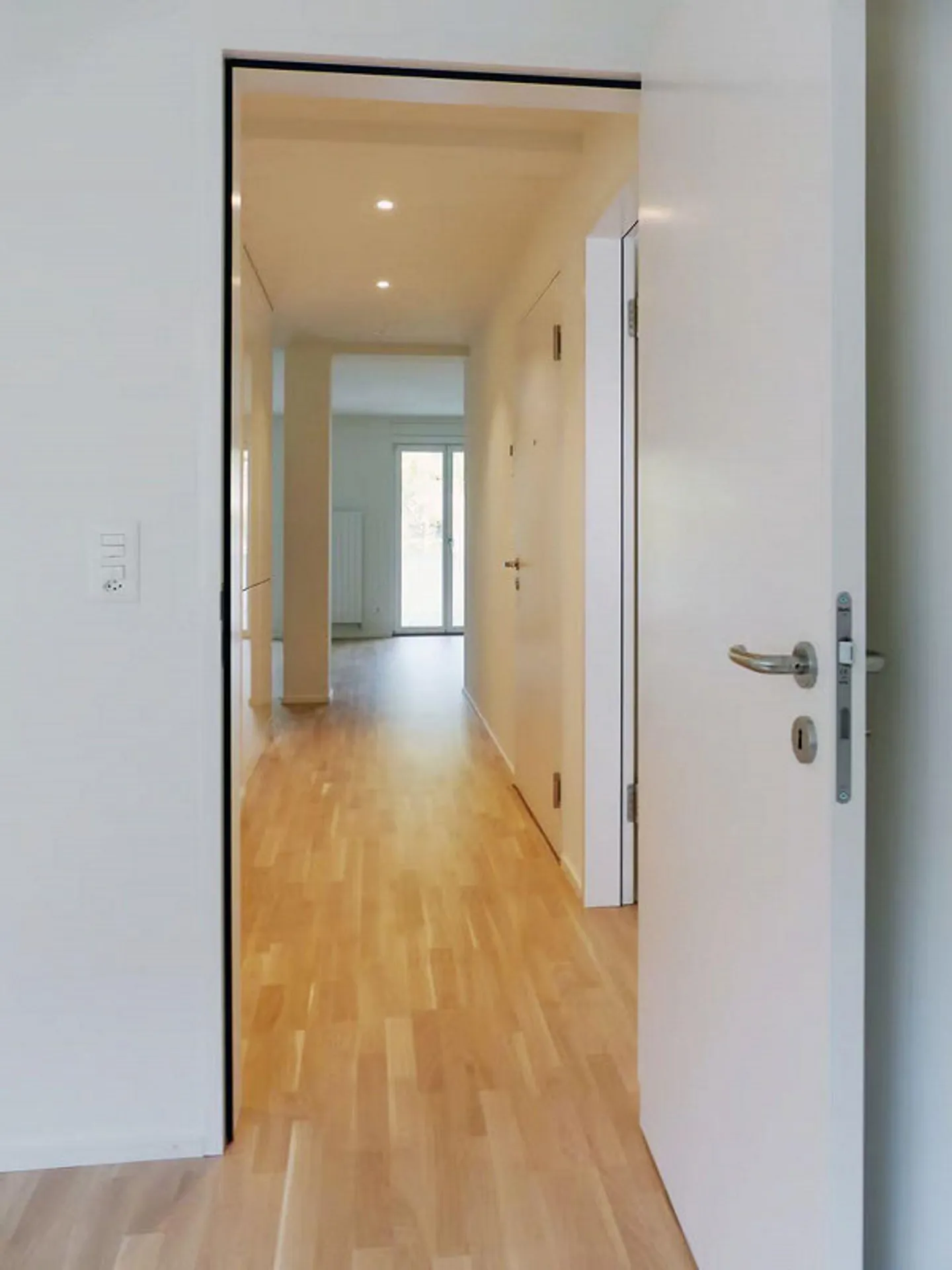 Condominium de 3,5 pièces comme neuf dans un emplacement idéal directement sur le Rhin - Photo 5 sur 8