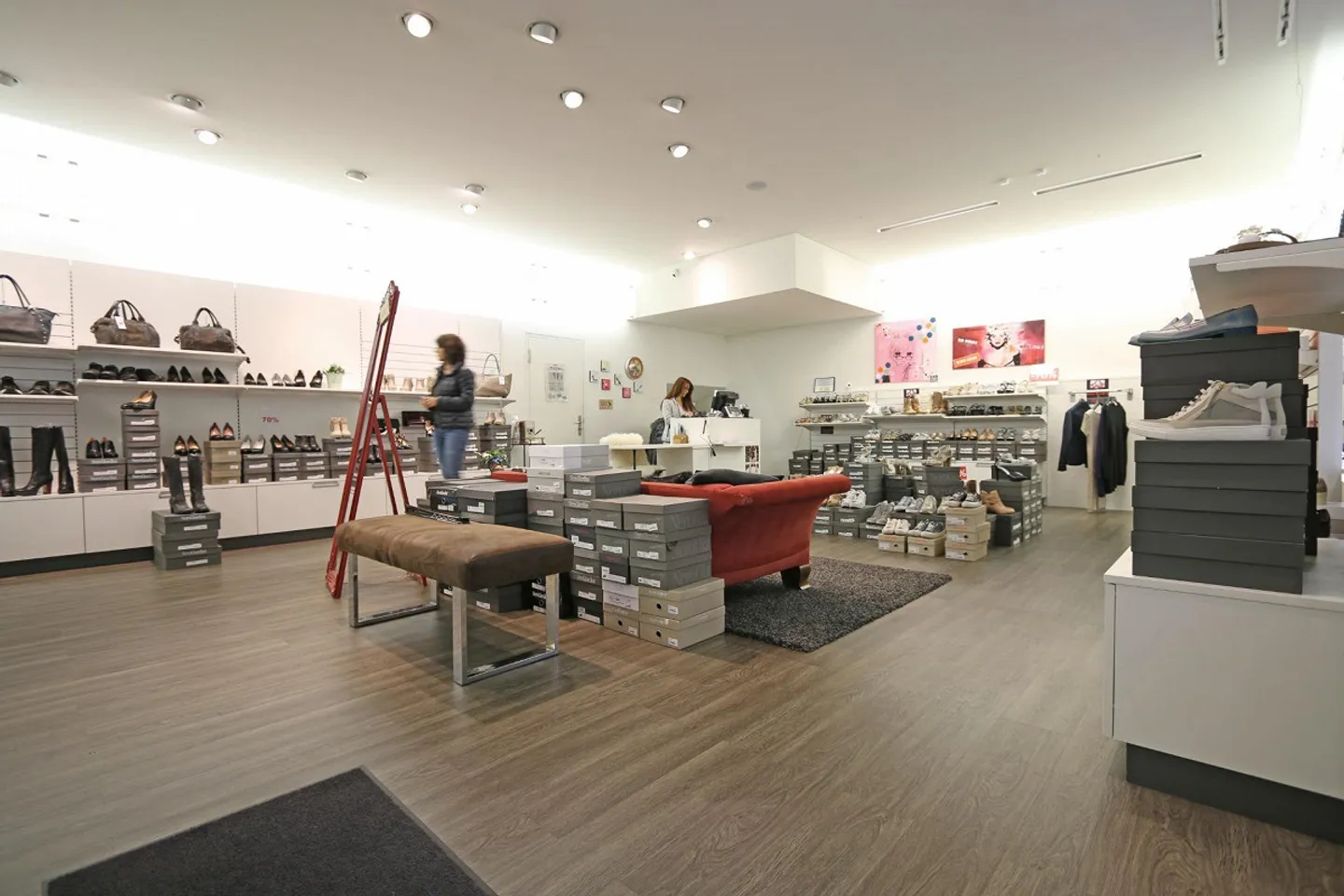 LADENLOKAL / Gewerberaum im Herzen von BülachSTADT - Foto 4 di 9