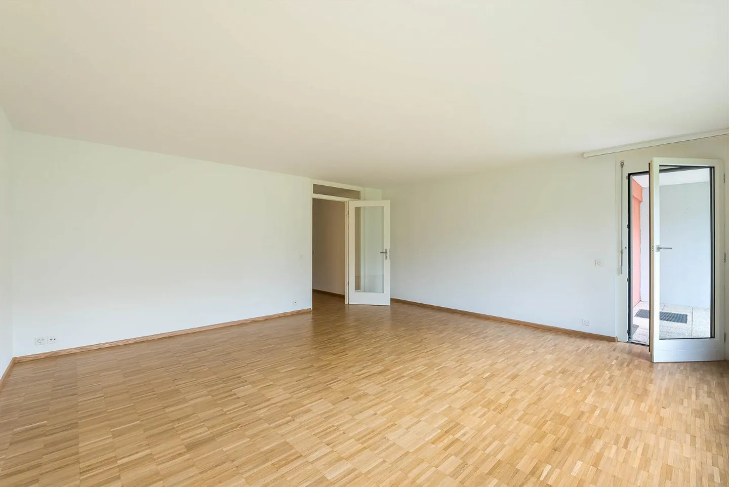 Helle 3.5-Zimmer-Wohnung mit Terrasse - Foto 1 von 4