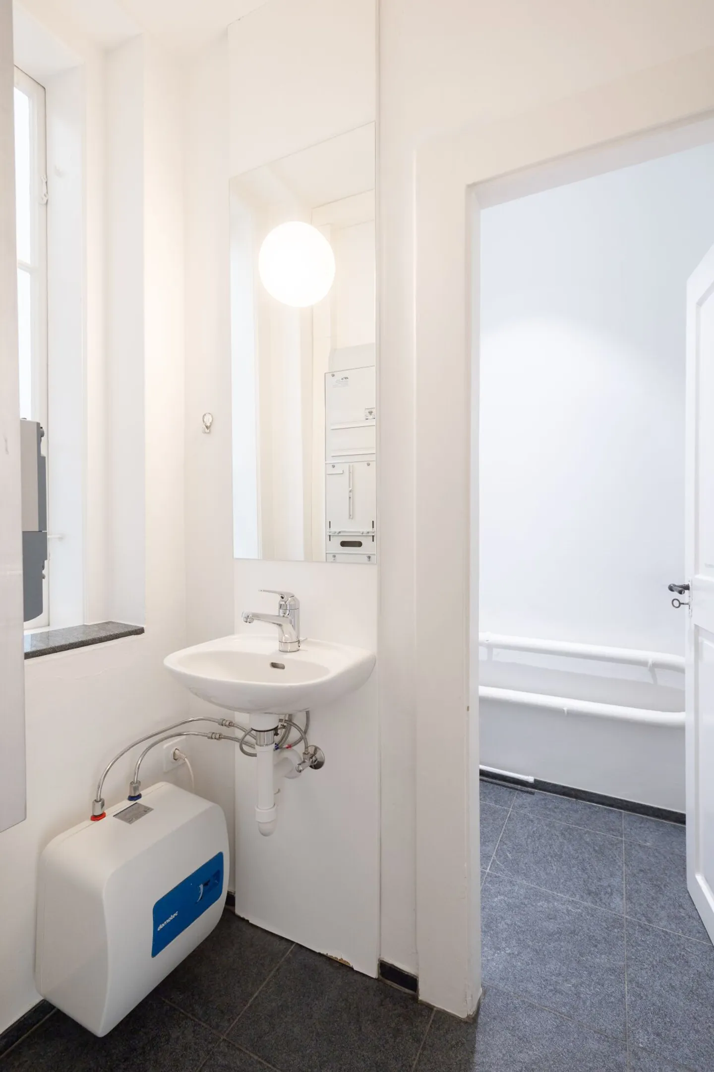 Edificio residenziale e commerciale in Share Deal - Posizione privilegiata direttamente alla stazione ferroviaria di Berna - Foto 3 di 5