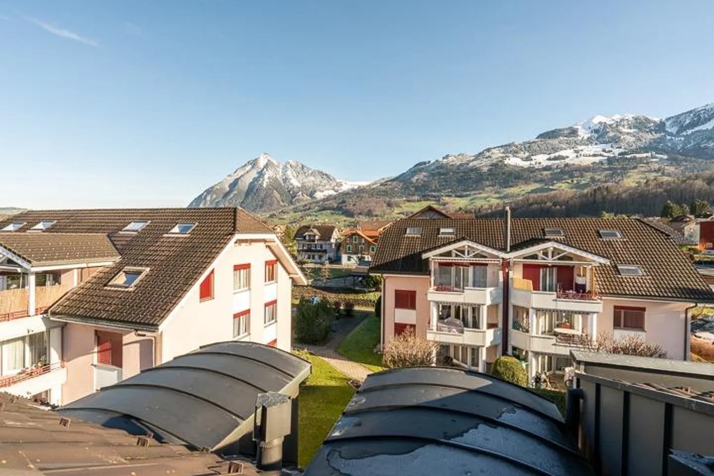 Appartement duplex de 4.5 pièces - Photo 3 sur 12