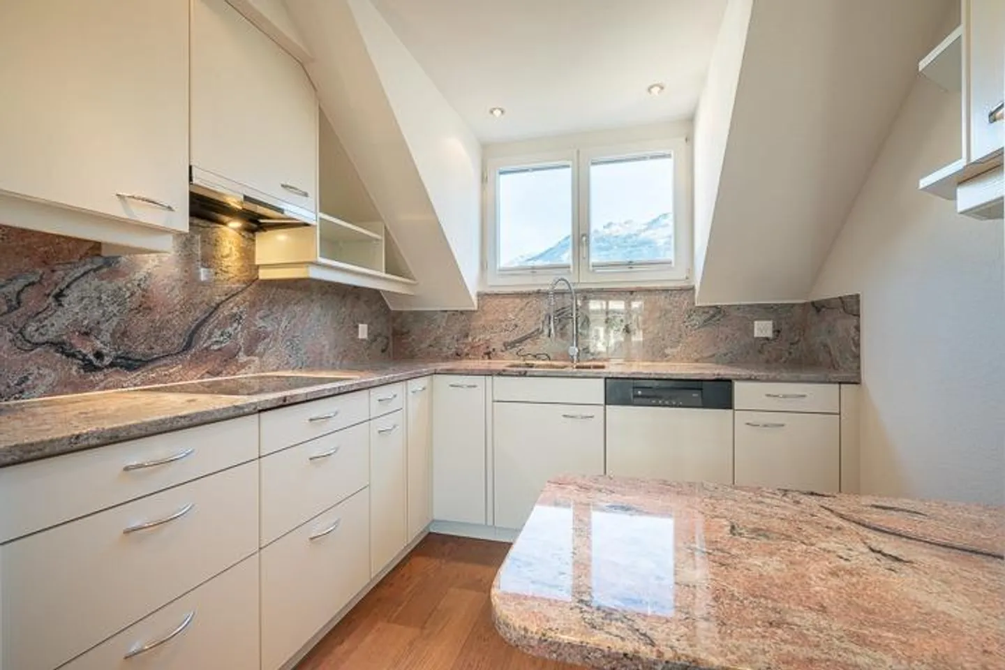 Appartement duplex de 4.5 pièces - Photo 11 sur 12