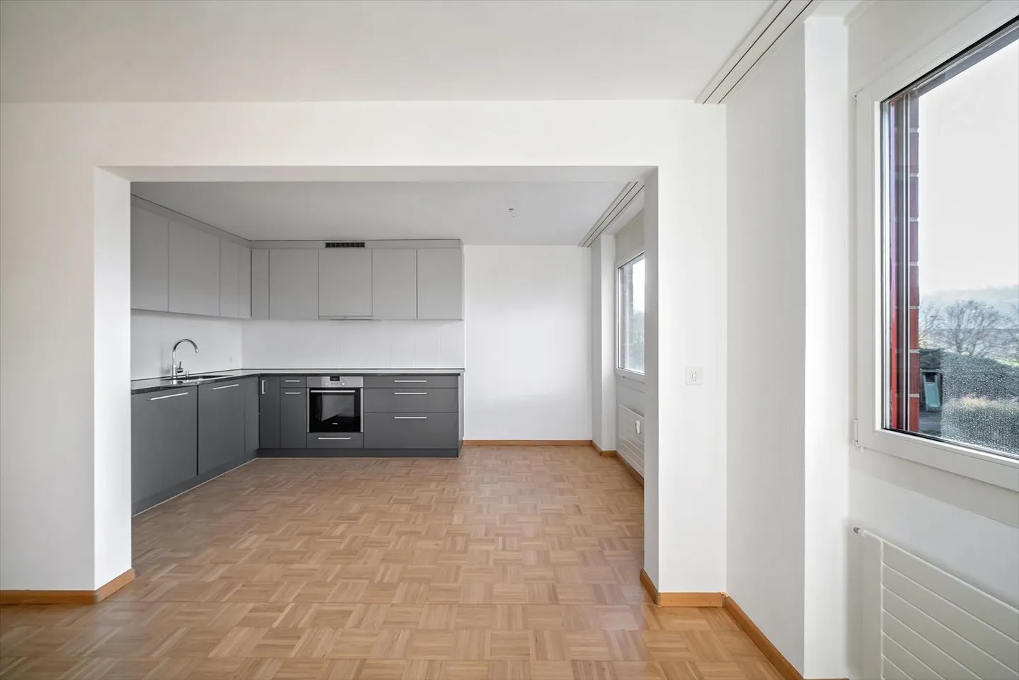 Apartment for rent - Photo 4 of 8