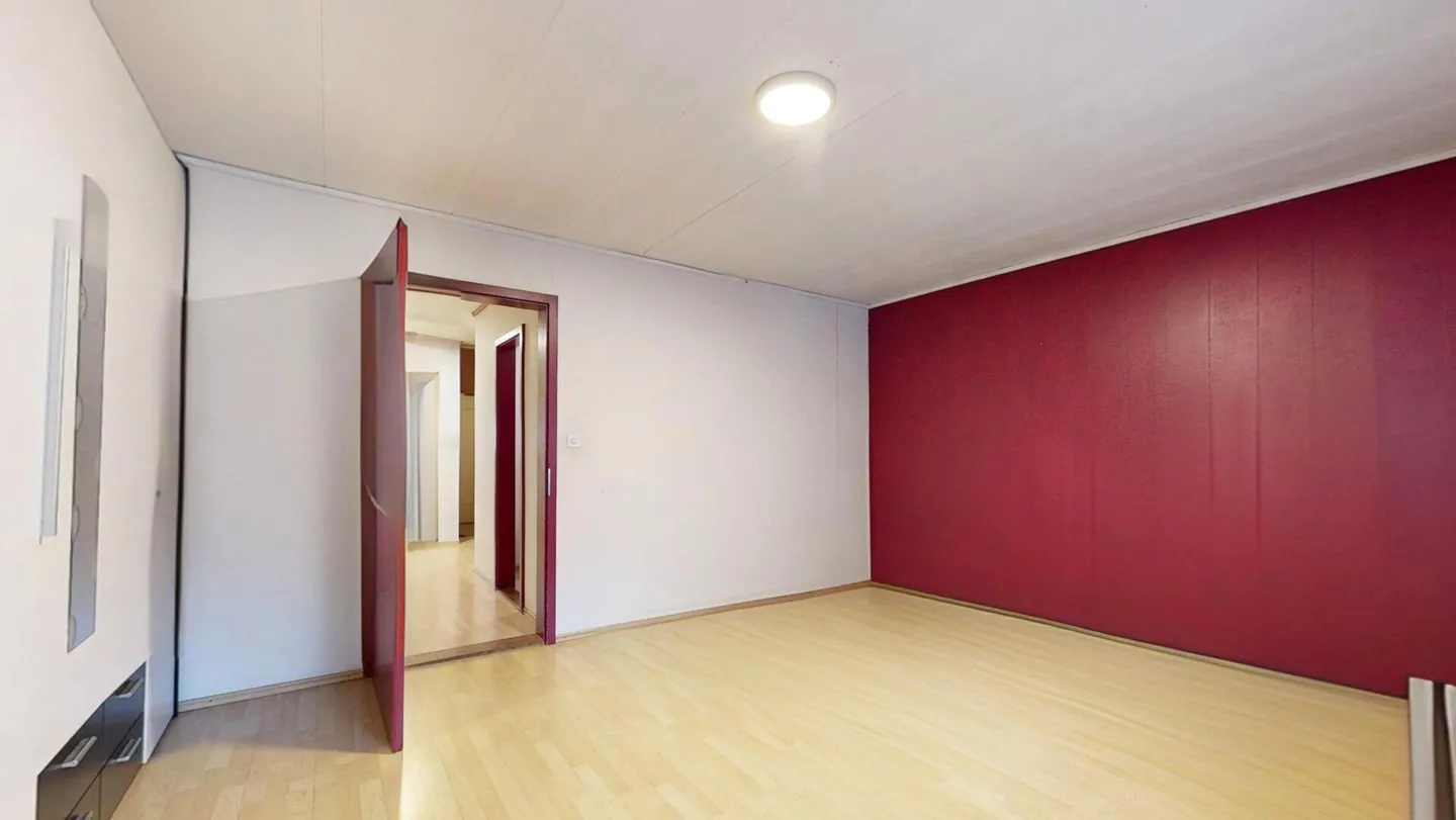 Casa bifamiliare da ristrutturare - Foto 5 di 13