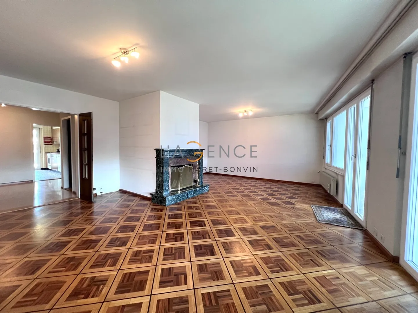 APPARTAMENTO DI 3,5 LOCALI CON BALCONE DI 23M2 - Foto 1 di 7