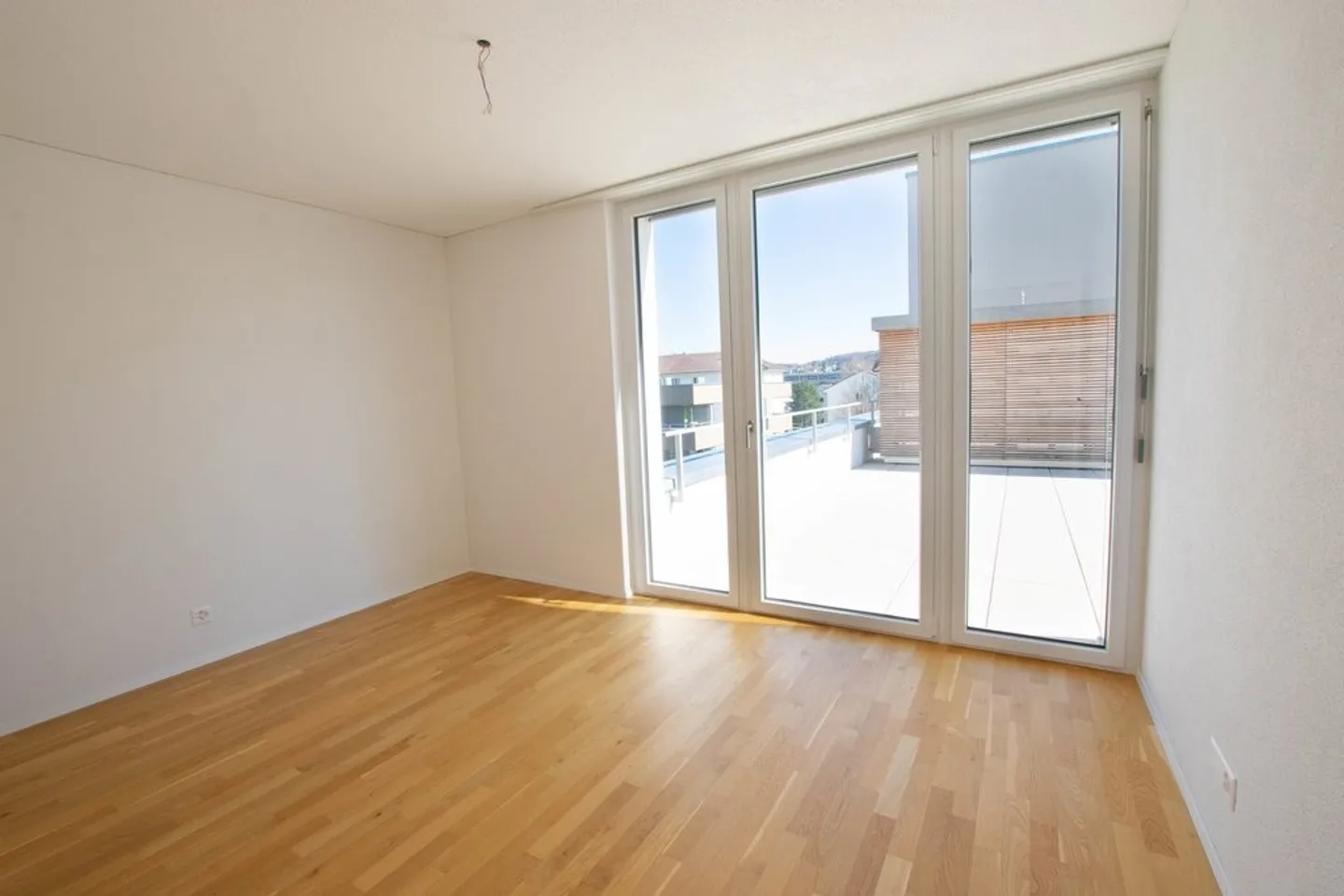 Appartamento luminoso di 3,5 stanze con grande terrazza - Foto 8 di 11