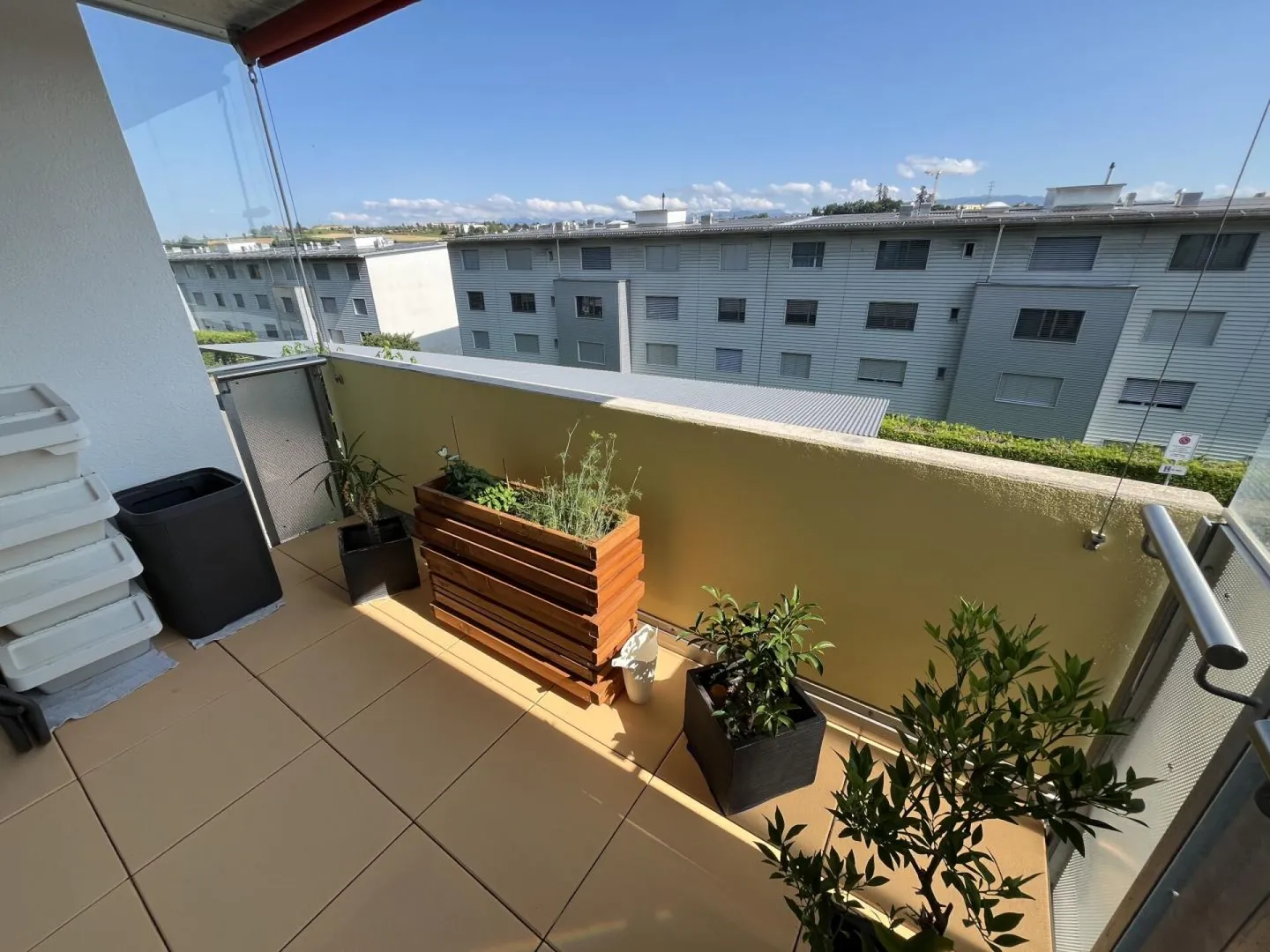 IN UNA MAGNIFICA CORNICE VERDE, CON GIARDINO PRIVATO - Foto 24 di 28