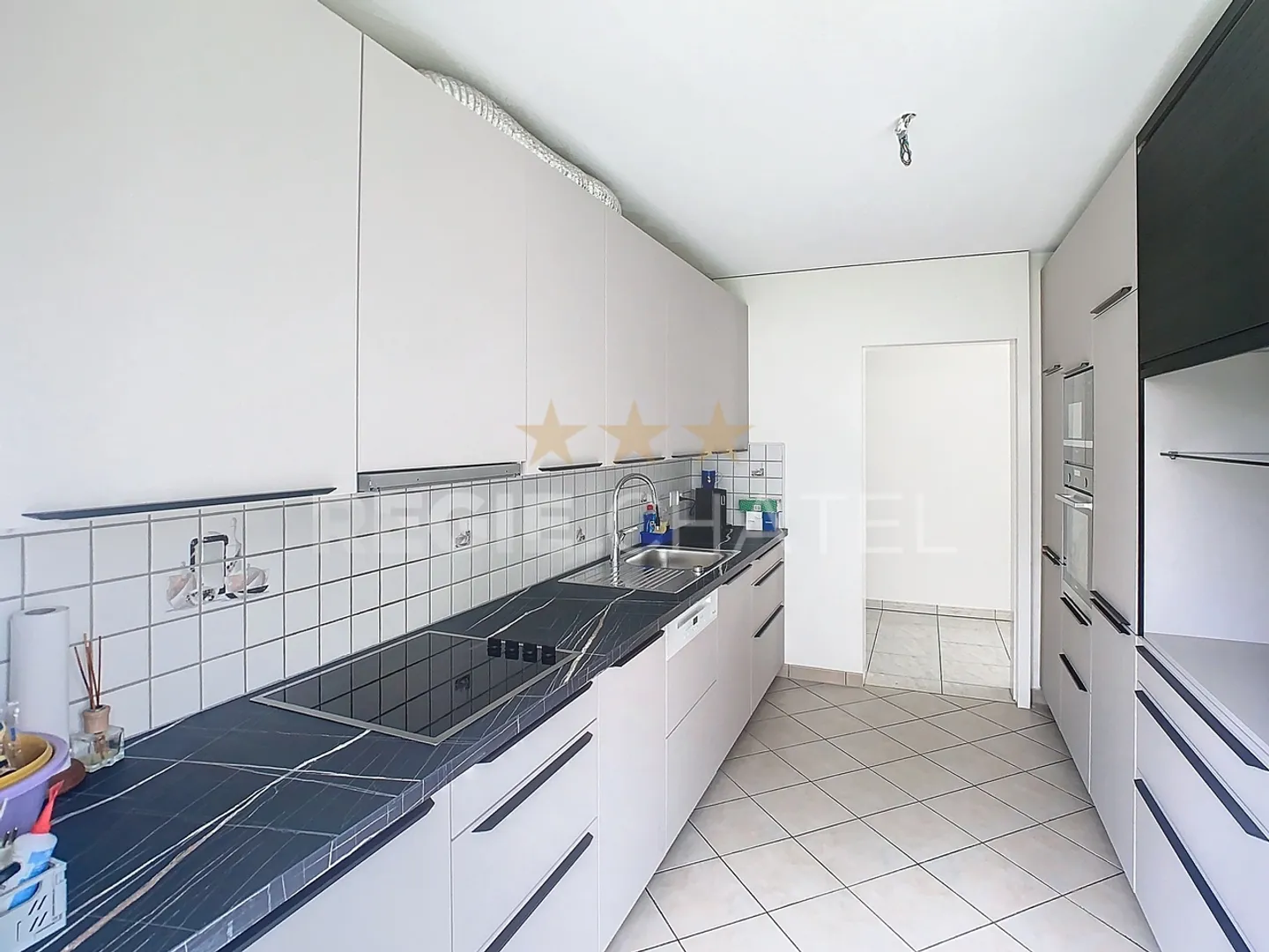 Appartement Charmant à Lutry - Photo 3 sur 8