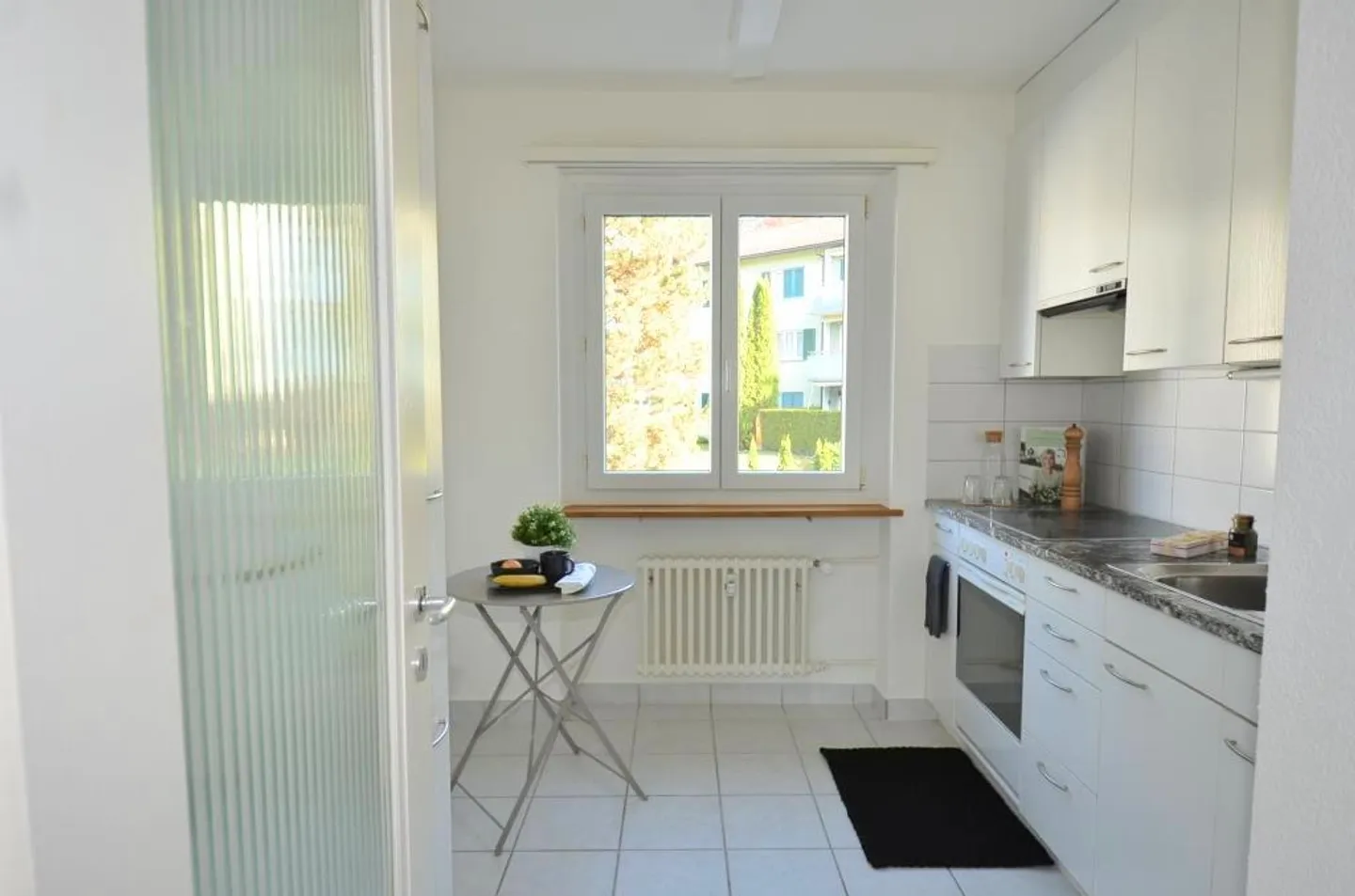 Charming apartment in Pfäffikon seeks new tenant! - Photo 3 of 7