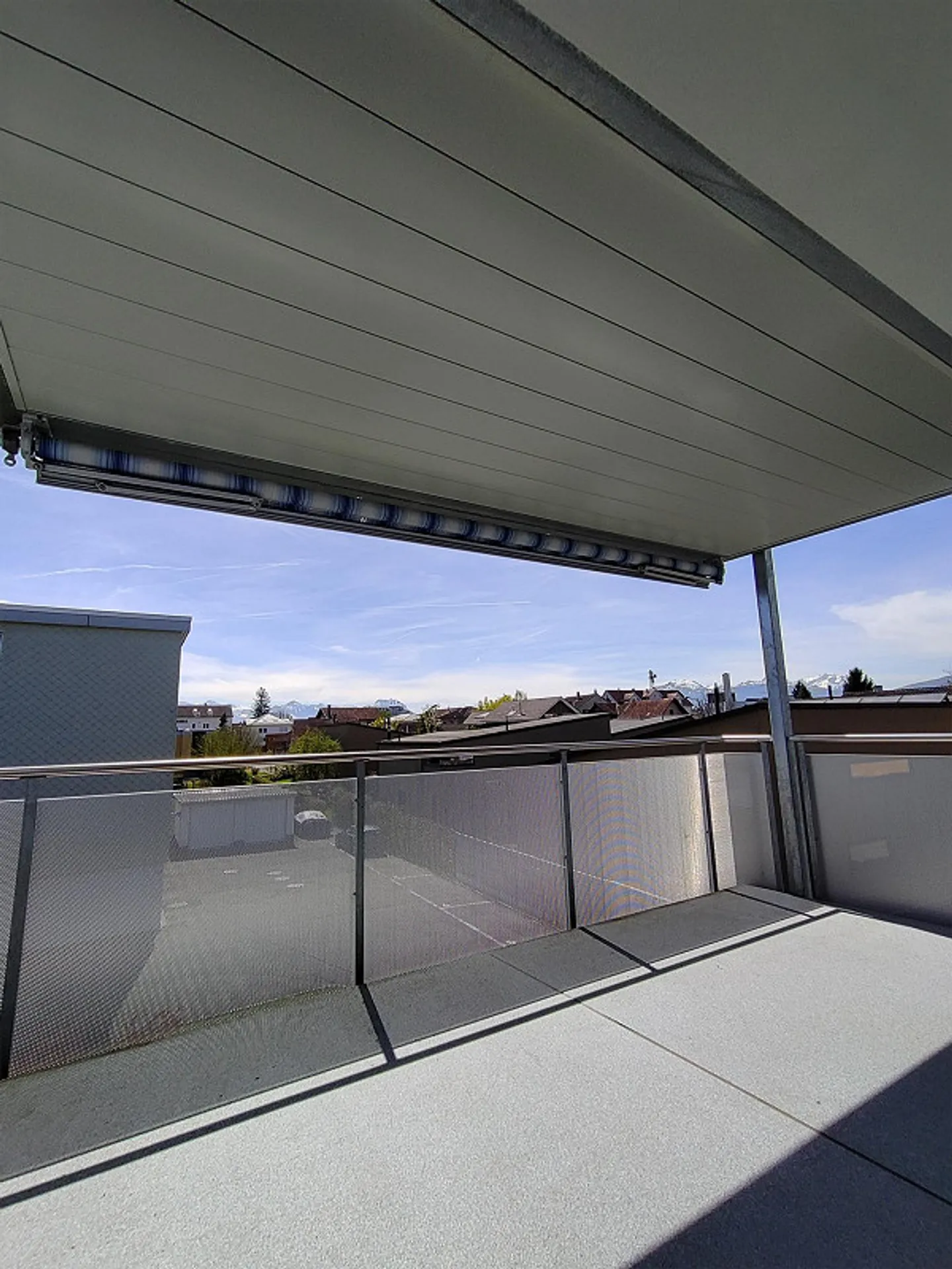 Your apartment: sunny, child-friendly location, large balcony - Photo 5 of 12