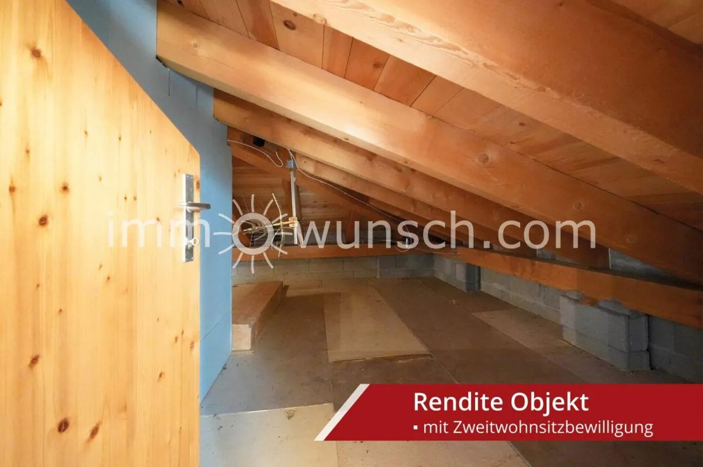 The Opportunity - Charming 2 ½ Room (3 ½ Rooms) Penthouse Apartment with 2nd Residence Permit - Photo 20 of 25