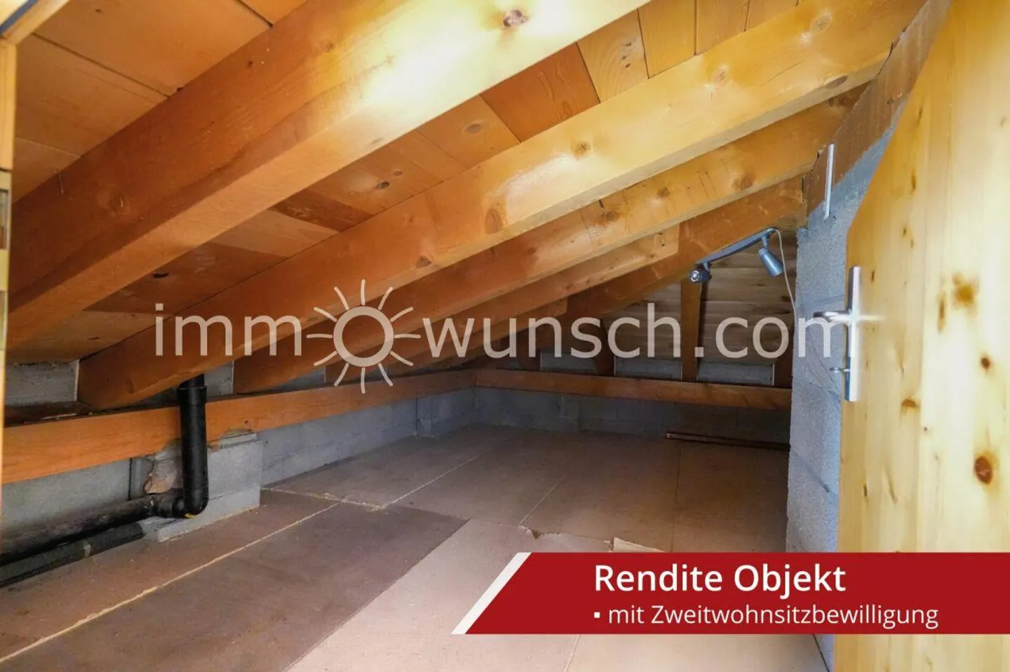 The Opportunity - Charming 2 ½ Room (3 ½ Rooms) Penthouse Apartment with 2nd Residence Permit - Photo 21 of 25