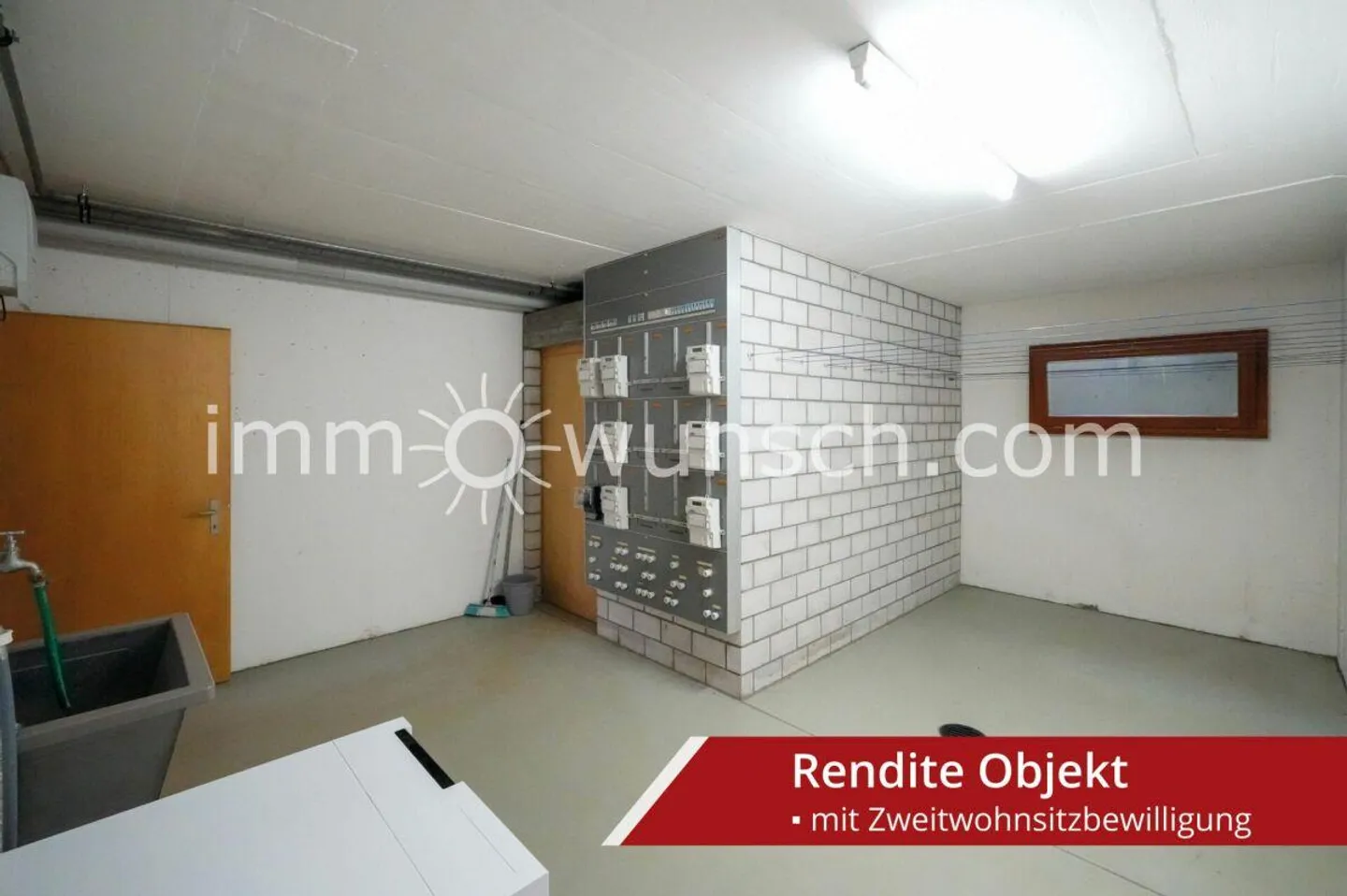 The Opportunity - Charming 2 ½ Room (3 ½ Rooms) Penthouse Apartment with 2nd Residence Permit - Photo 22 of 25
