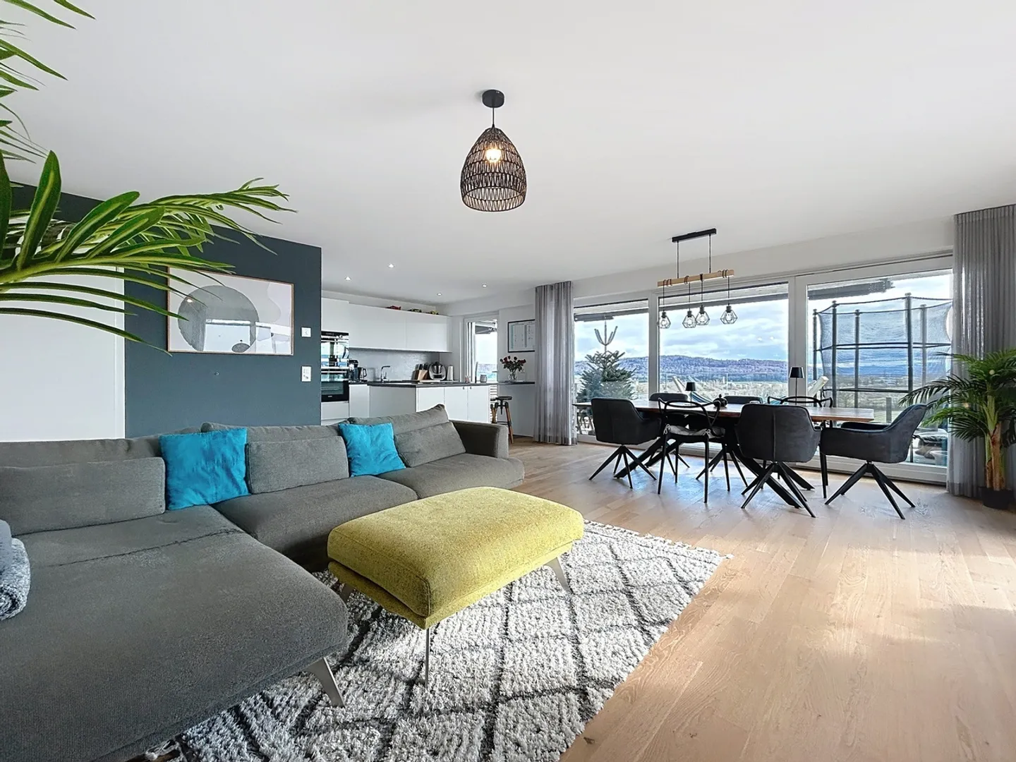 Modernes 4.5-Zimmer-Apartment - Foto 1 von 9