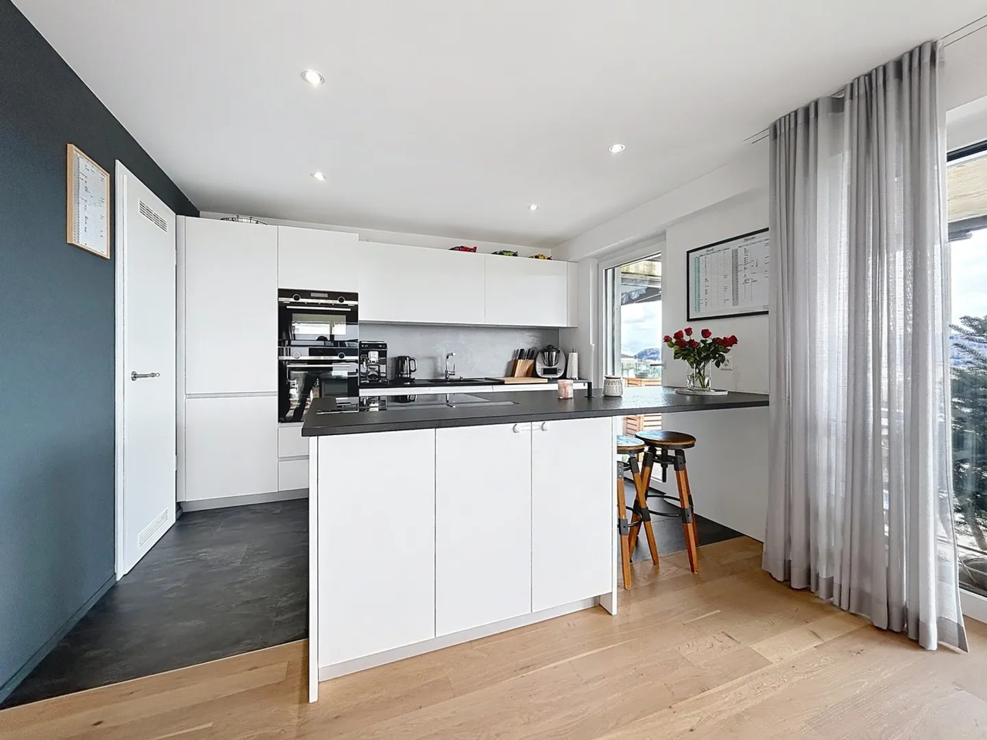 Modernes 4.5-Zimmer-Apartment - Foto 5 von 9