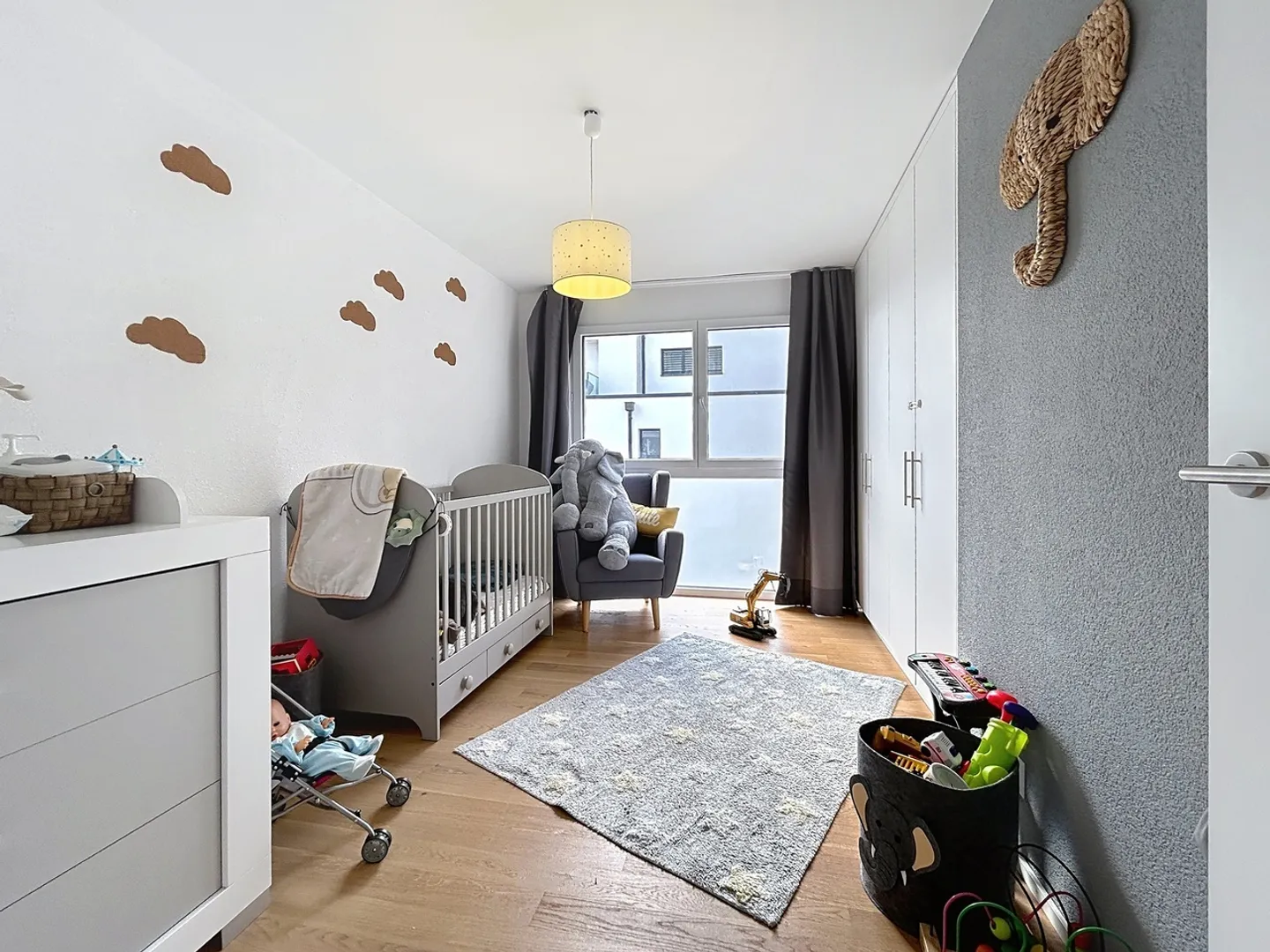 Modernes 4.5-Zimmer-Apartment - Foto 6 von 9